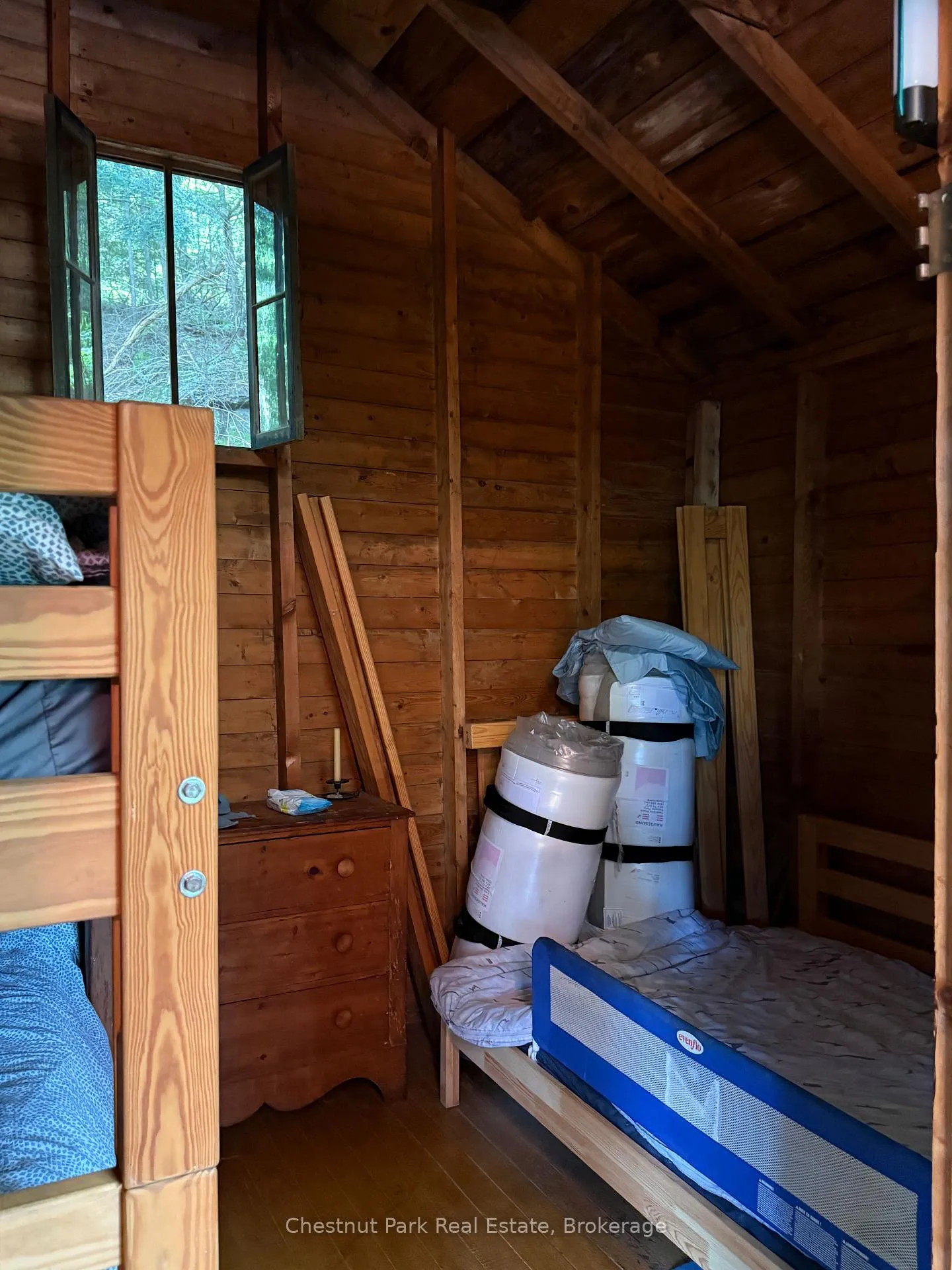 Photo 25 of Unit APL1136E, 19 Cache Lake, South Algonquin — HOMEH