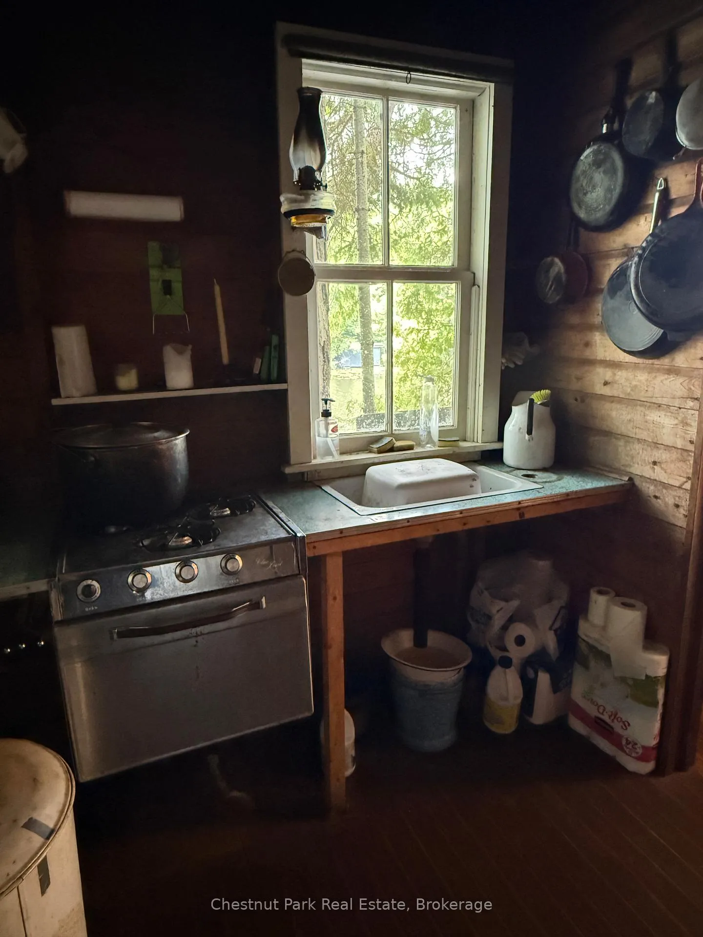 Photo 28 of Unit APL1136E, 19 Cache Lake, South Algonquin — HOMEH