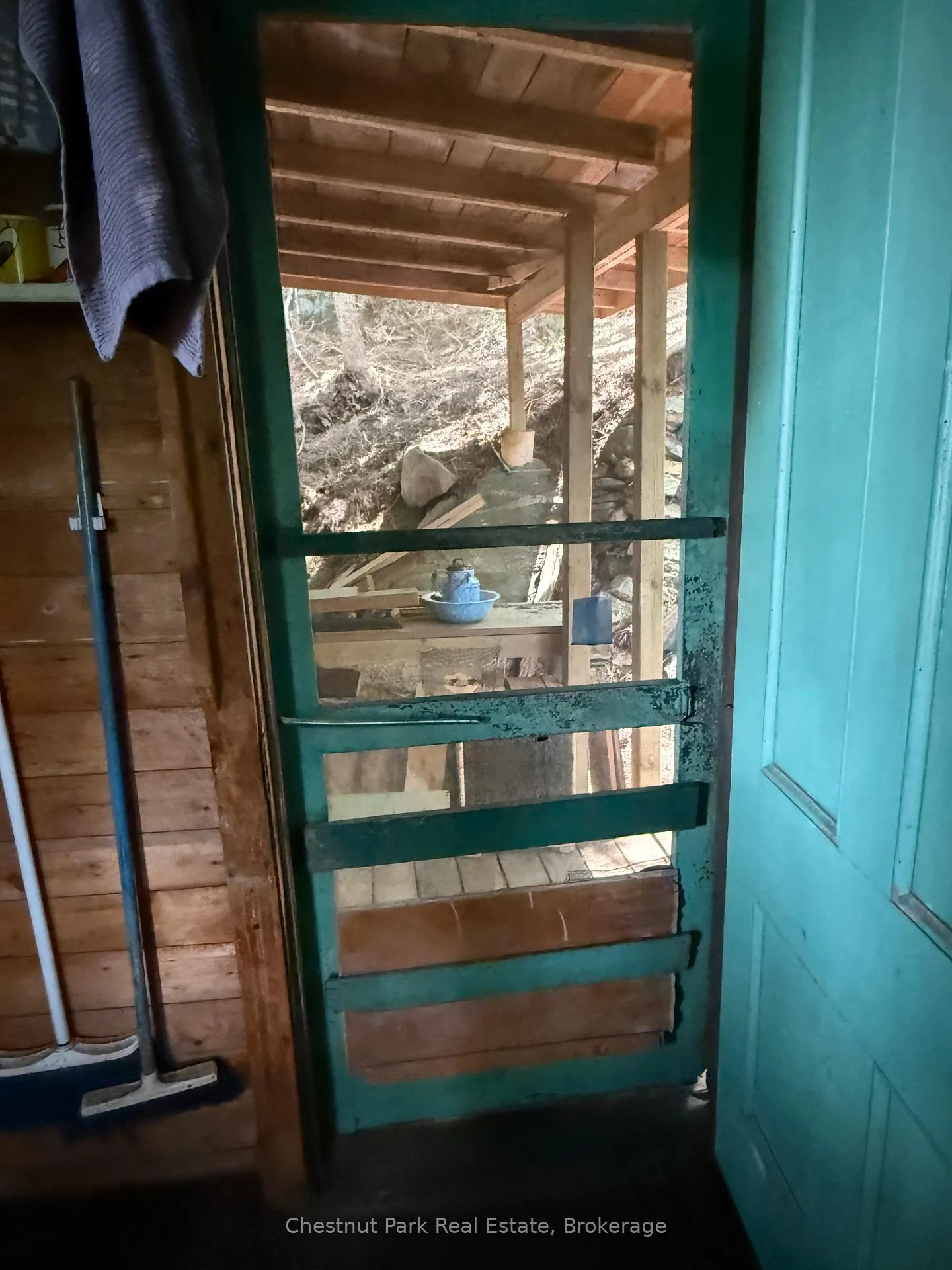 Photo 29 of Unit APL1136E, 19 Cache Lake, South Algonquin — HOMEH