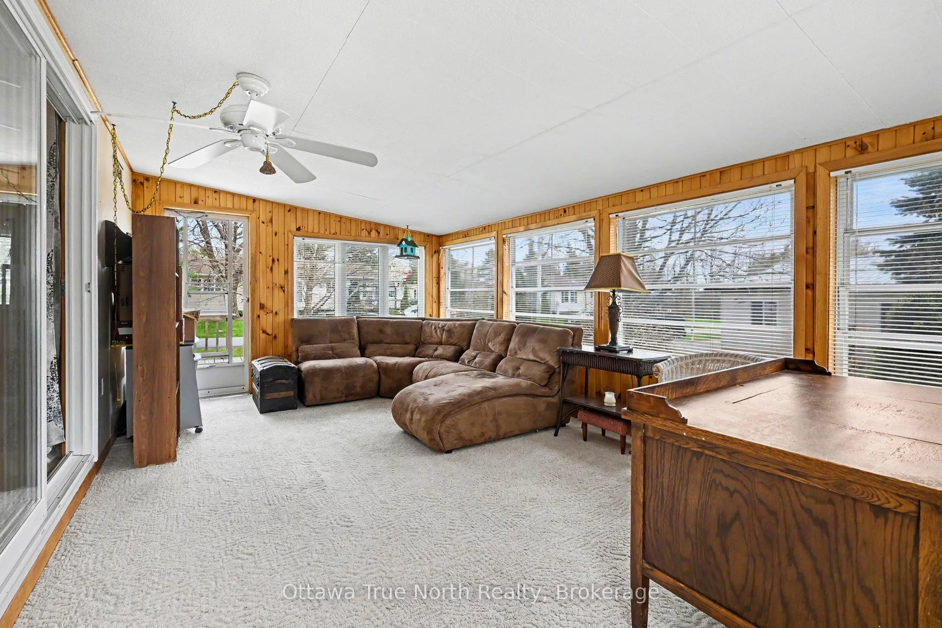 Photo 10 of 15 Hardwood Lane, McNab/Braeside, Mcnab/Braeside Twps — HOMEH