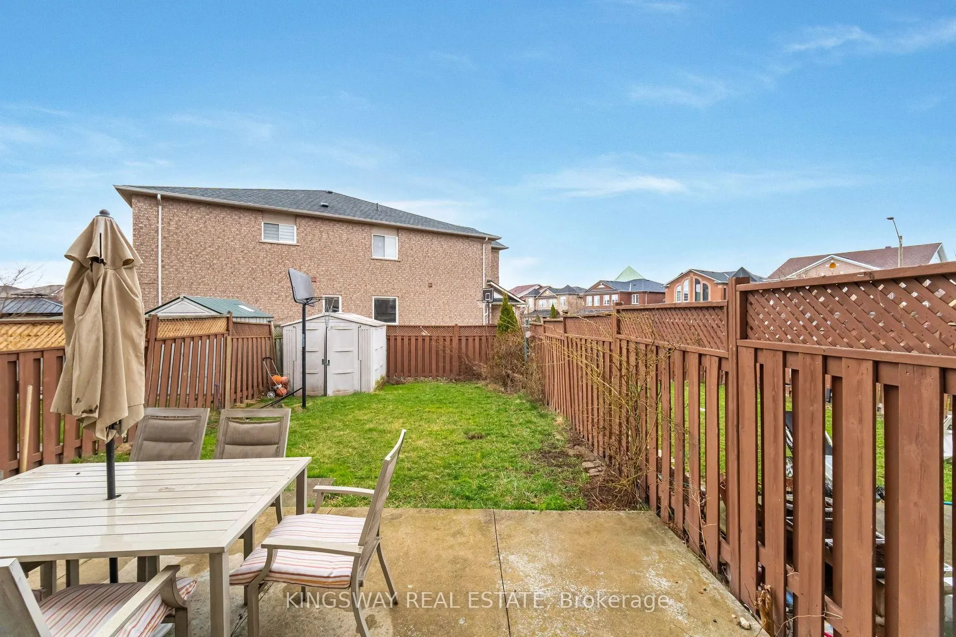 Photo 38 of 803 Khan Crescent, Mississauga, East Credit — HOMEH