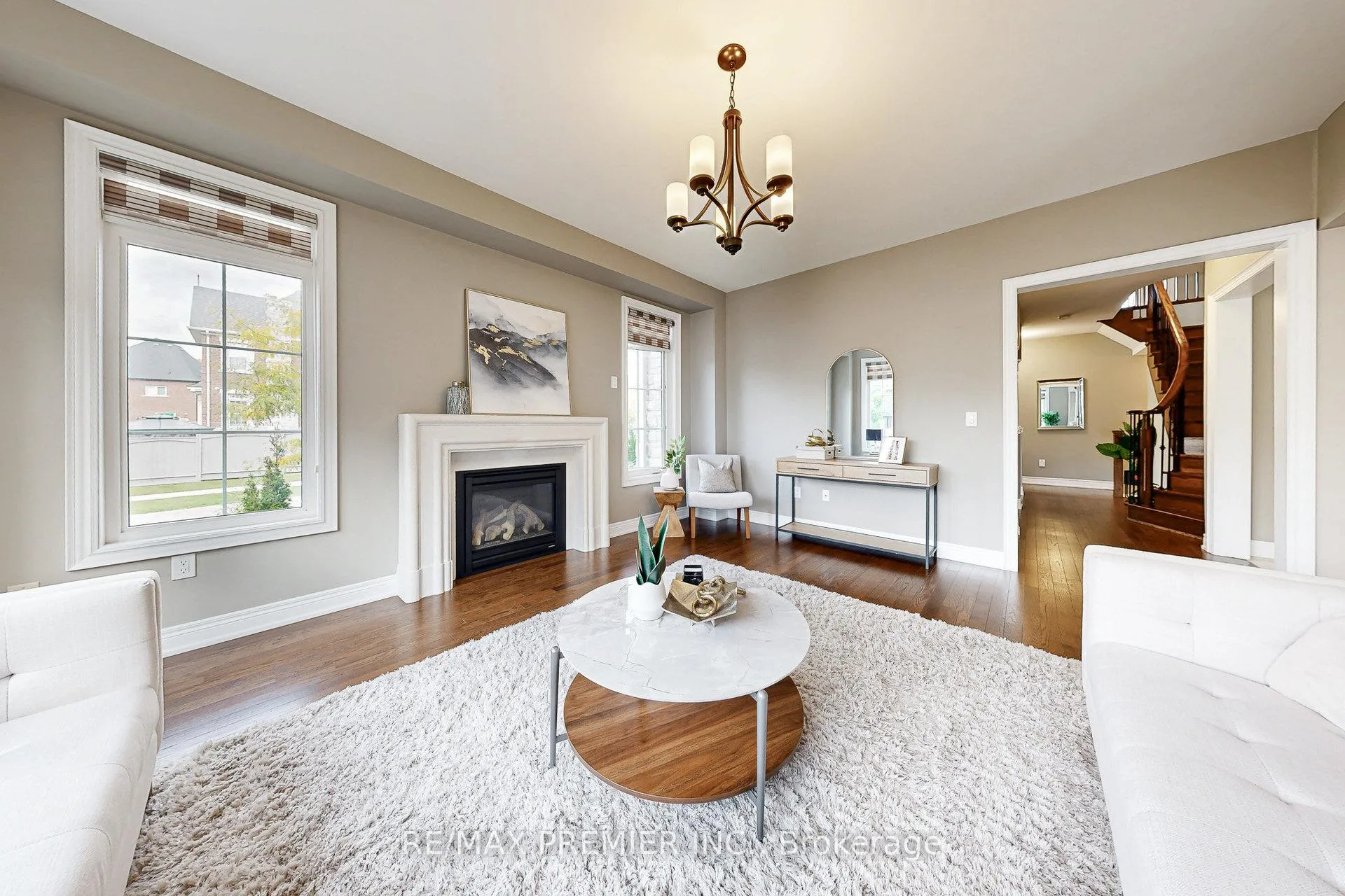Photo 14 of 28 Rivoli Drive, Vaughan, Vellore Village — HOMEH