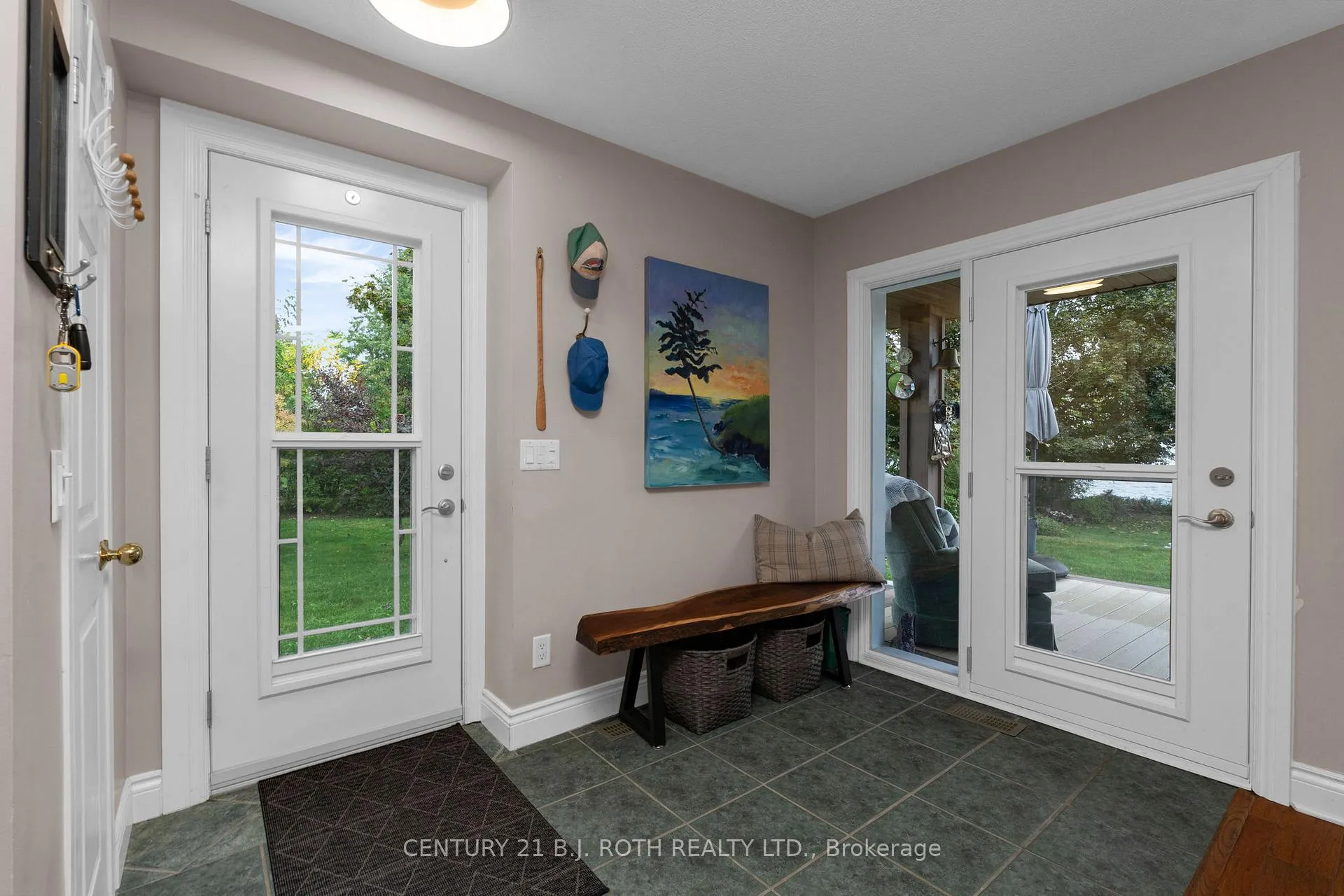 Photo 5 of 31 O'Connell Lane, Oro-Medonte, Rural Oro-Medonte — HOMEH