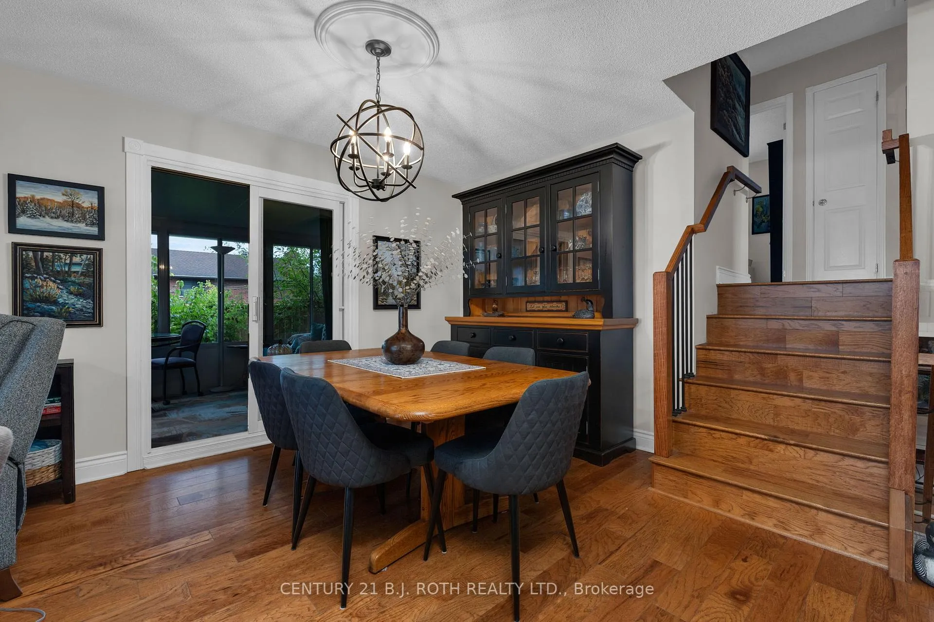Photo 12 of 31 O'Connell Lane, Oro-Medonte, Rural Oro-Medonte — HOMEH