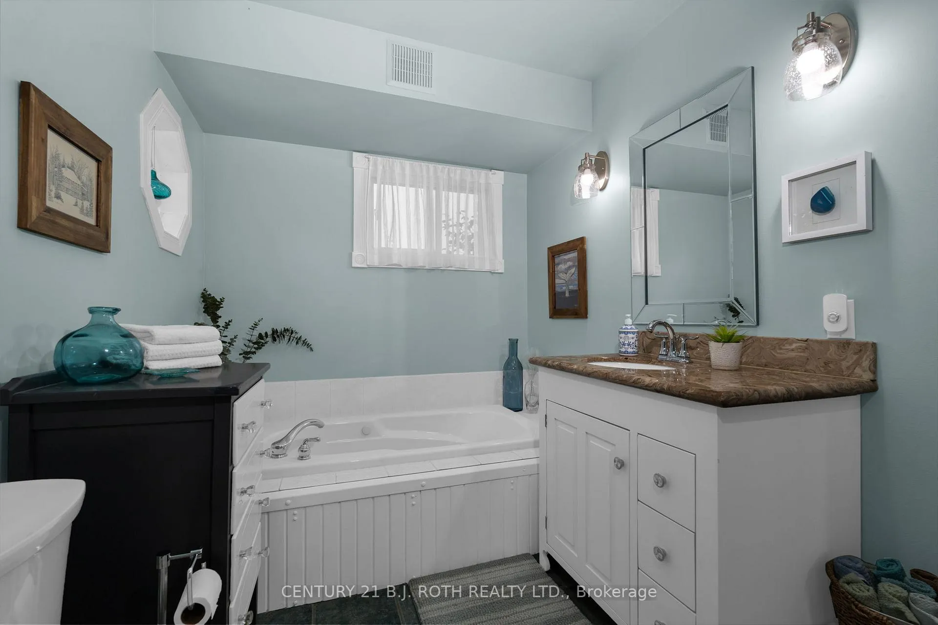 Photo 18 of 31 O'Connell Lane, Oro-Medonte, Rural Oro-Medonte — HOMEH