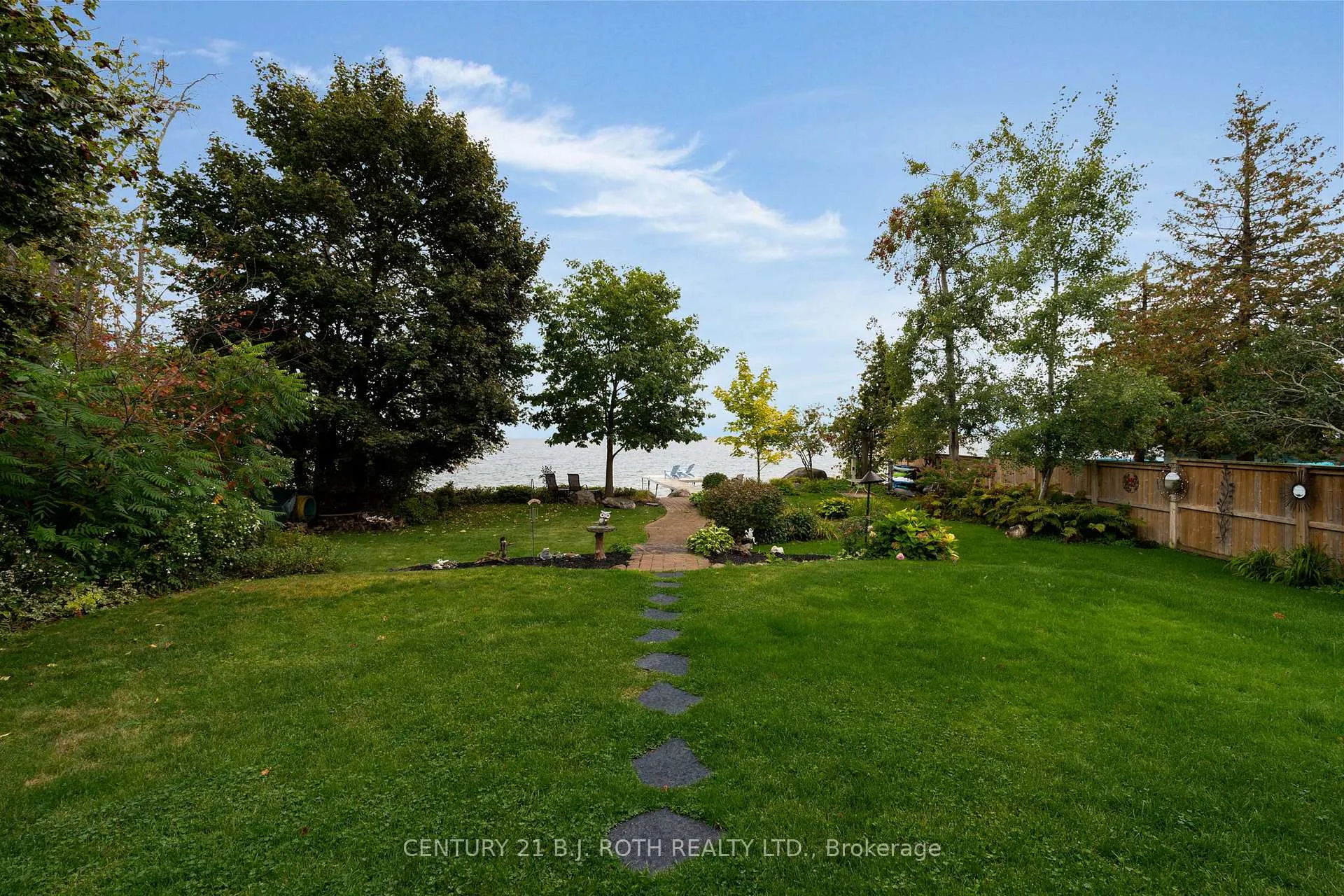 Photo 27 of 31 O'Connell Lane, Oro-Medonte, Rural Oro-Medonte — HOMEH