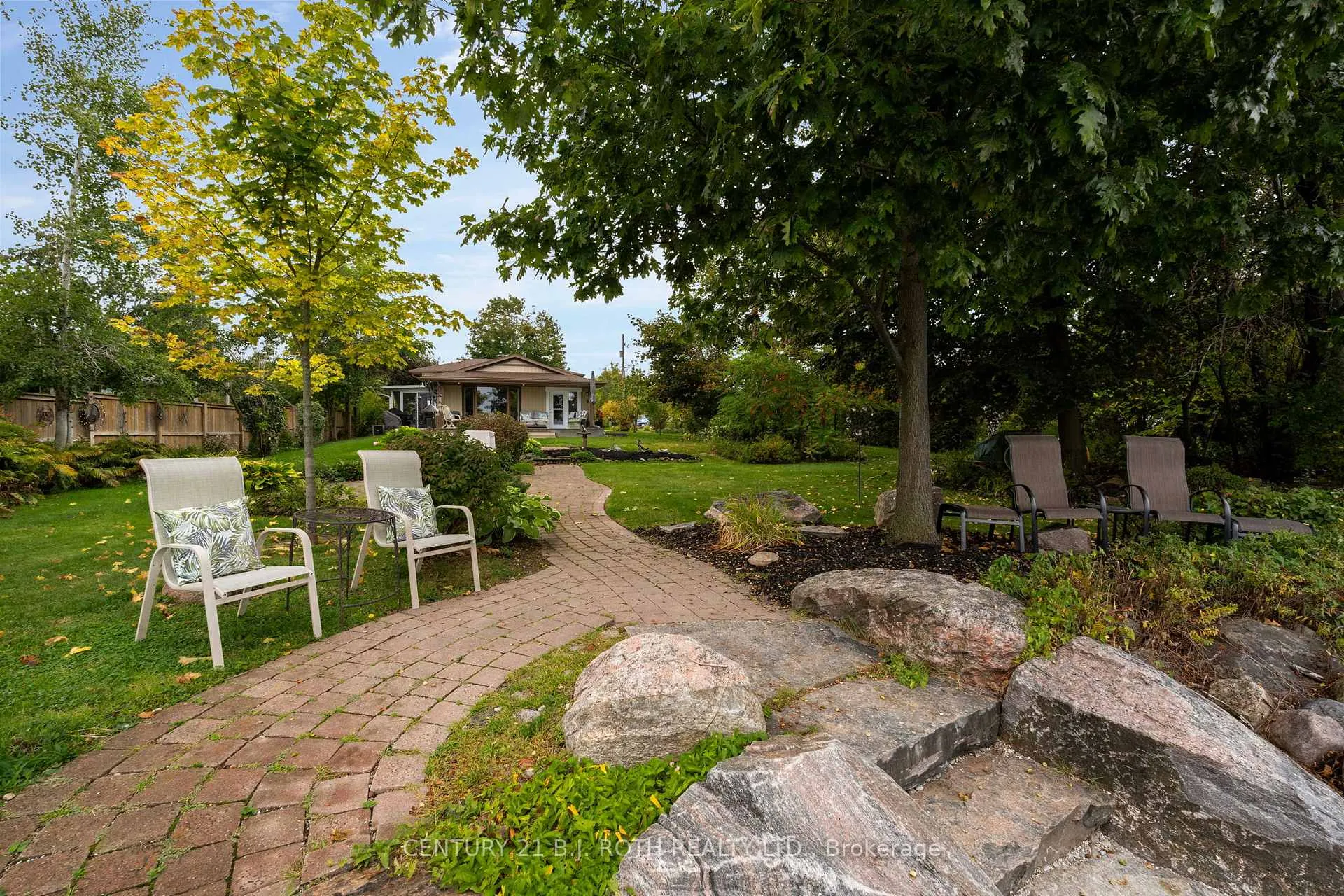 Photo 30 of 31 O'Connell Lane, Oro-Medonte, Rural Oro-Medonte — HOMEH