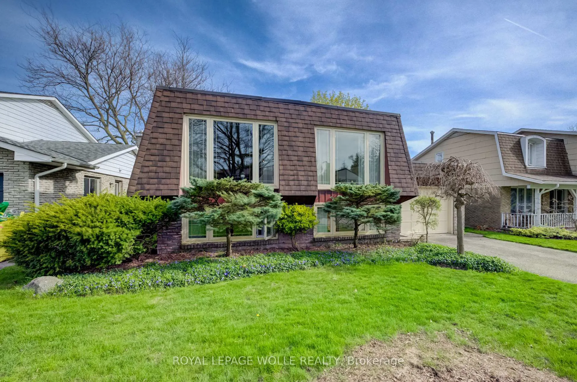Photo 3 of 51 Underhill Crescent, Kitchener — HOMEH