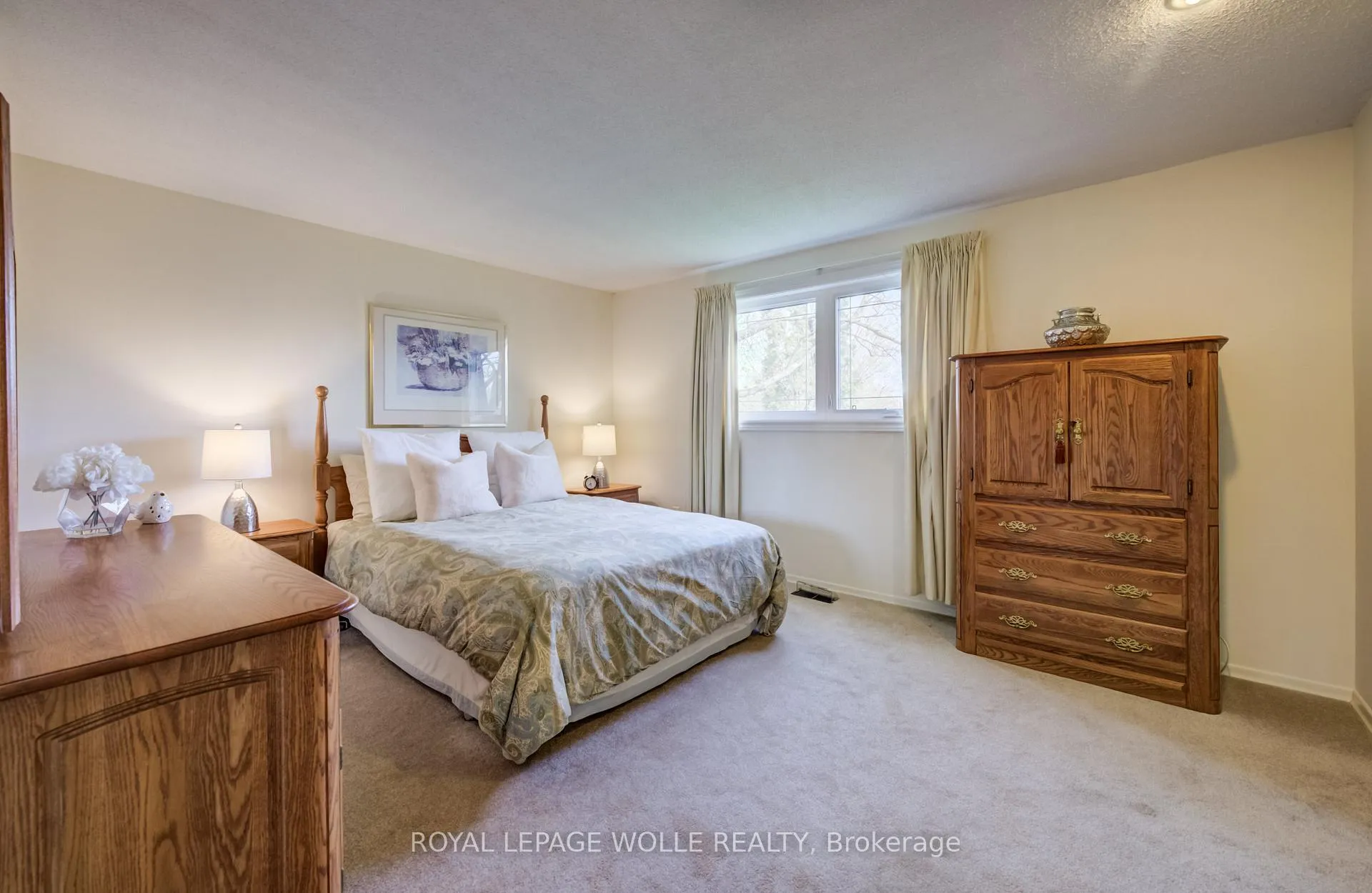 Photo 15 of 51 Underhill Crescent, Kitchener — HOMEH