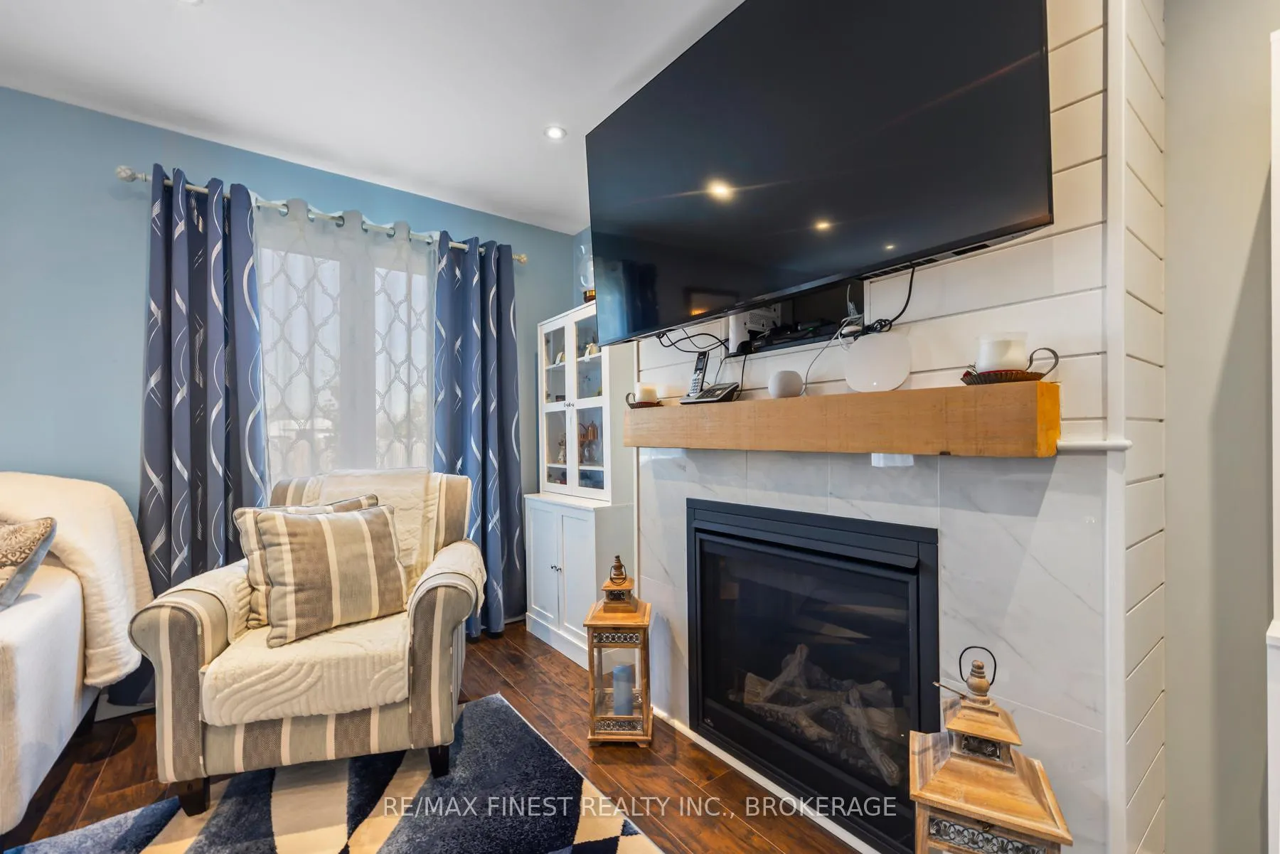 Photo 21 of 99 McKeown Crescent, Loyalist, Amherstview — HOMEH