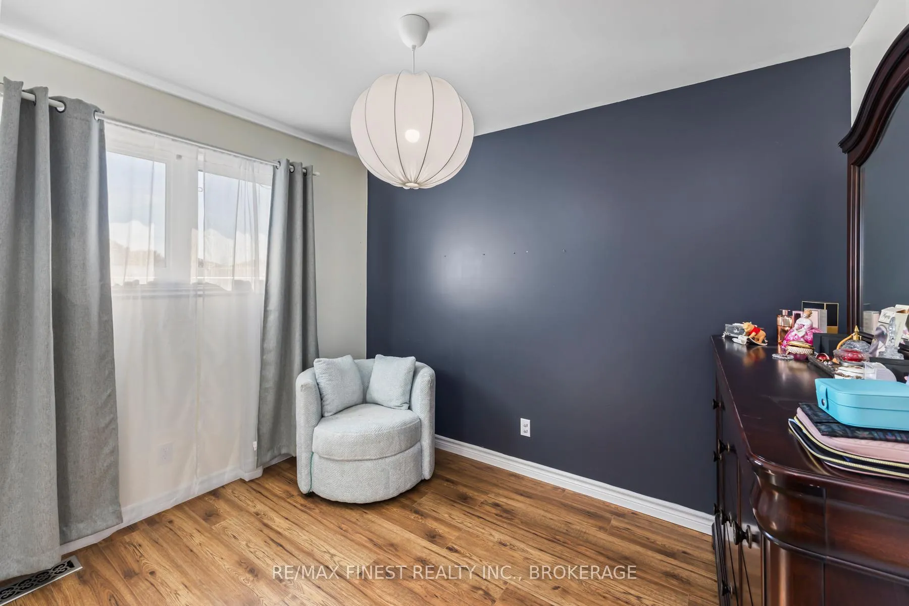 Photo 29 of 99 McKeown Crescent, Loyalist, Amherstview — HOMEH