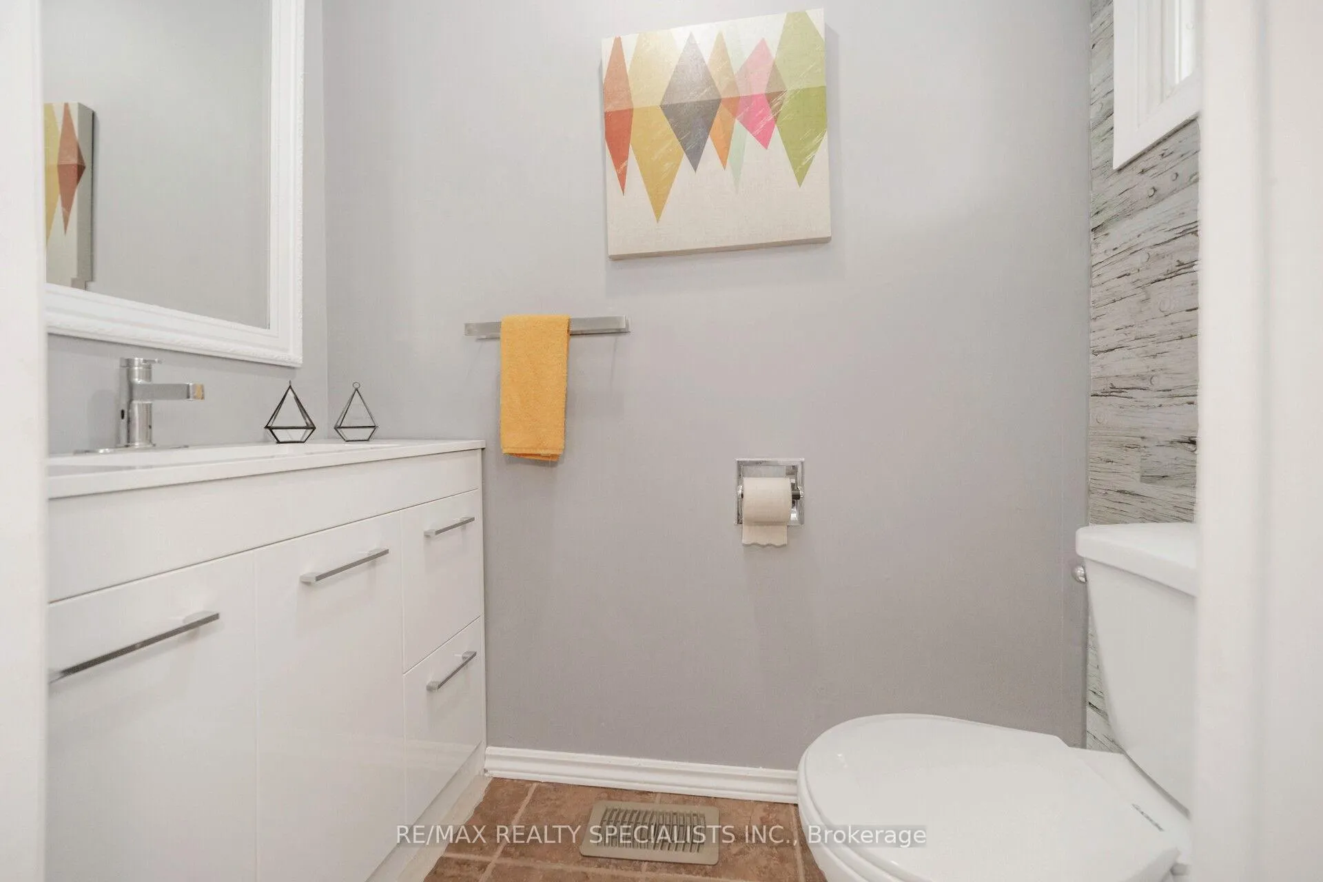 Photo 9 of 20 Enmount Drive, Brampton, Bramalea Road South Gateway — HOMEH