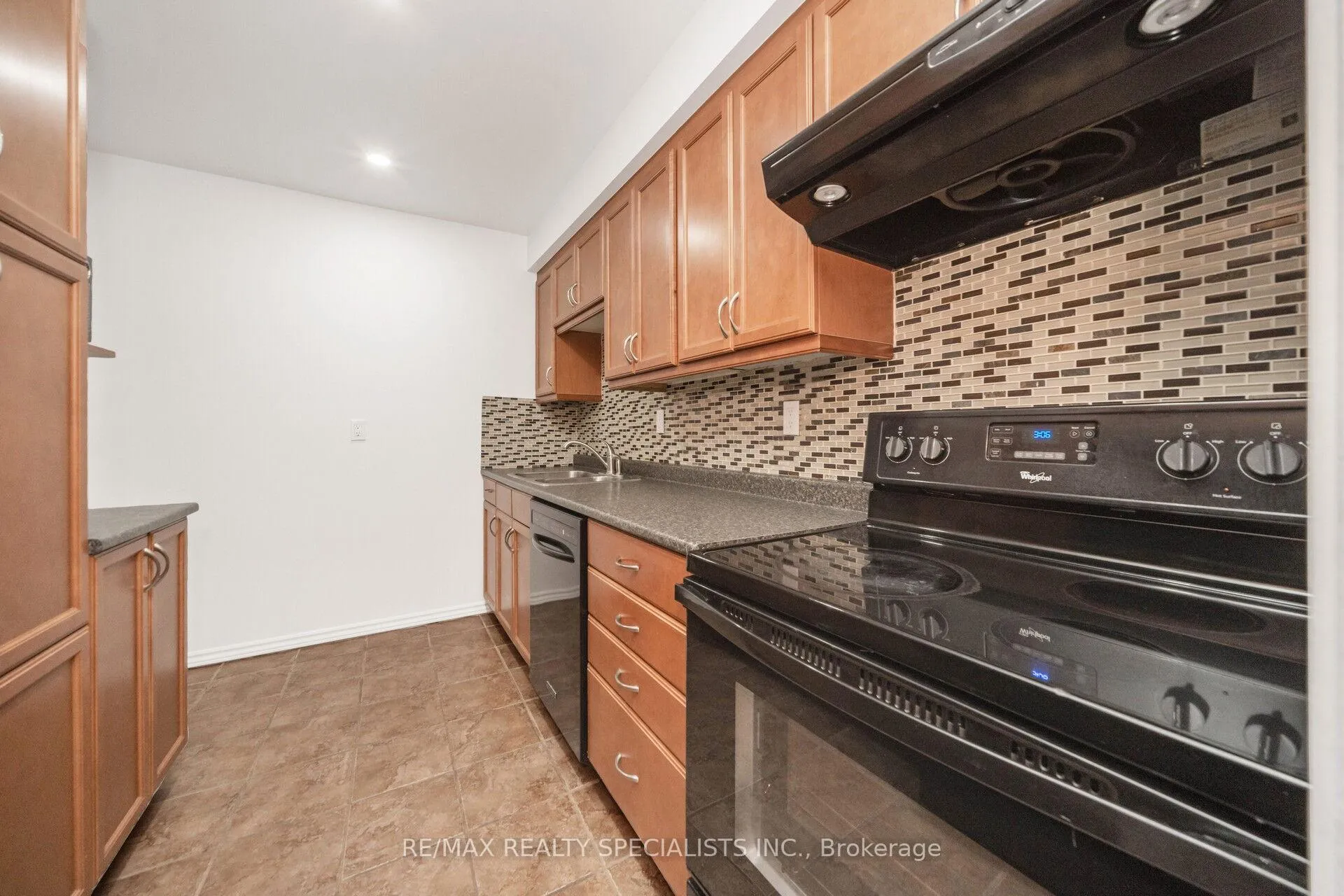 Photo 11 of 20 Enmount Drive, Brampton, Bramalea Road South Gateway — HOMEH