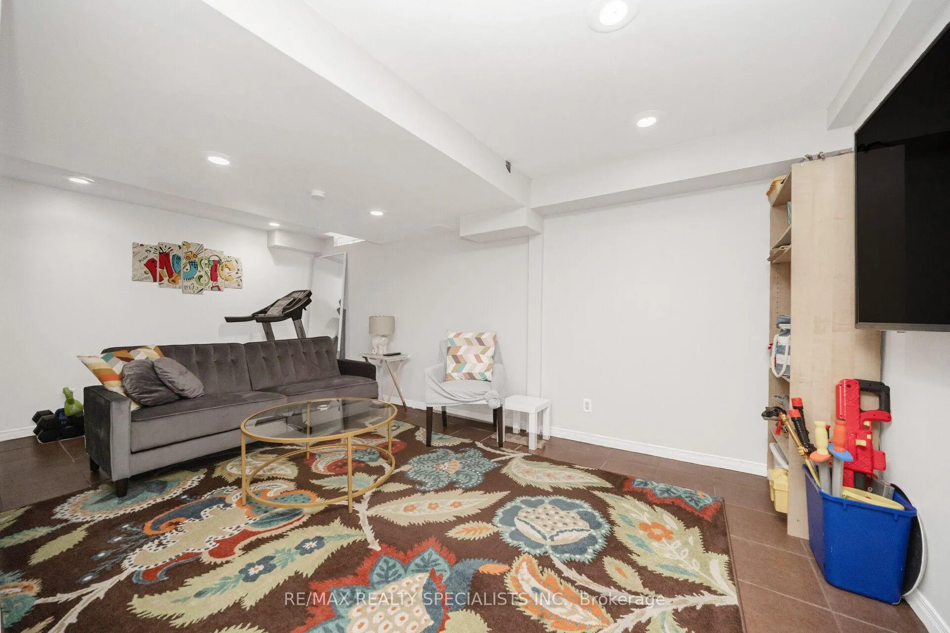 Photo 33 of 20 Enmount Drive, Brampton, Bramalea Road South Gateway — HOMEH