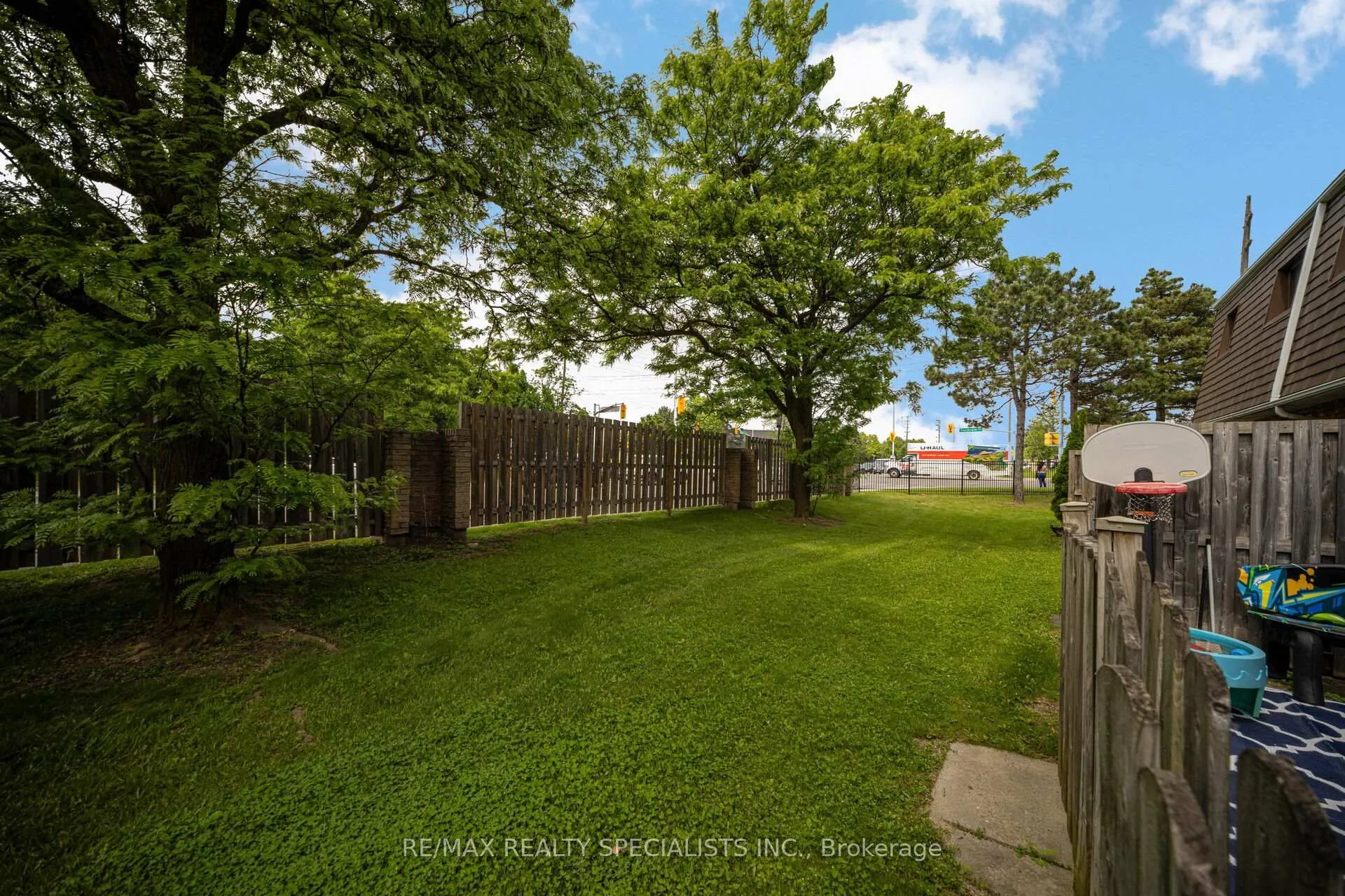 Photo 42 of 20 Enmount Drive, Brampton, Bramalea Road South Gateway — HOMEH