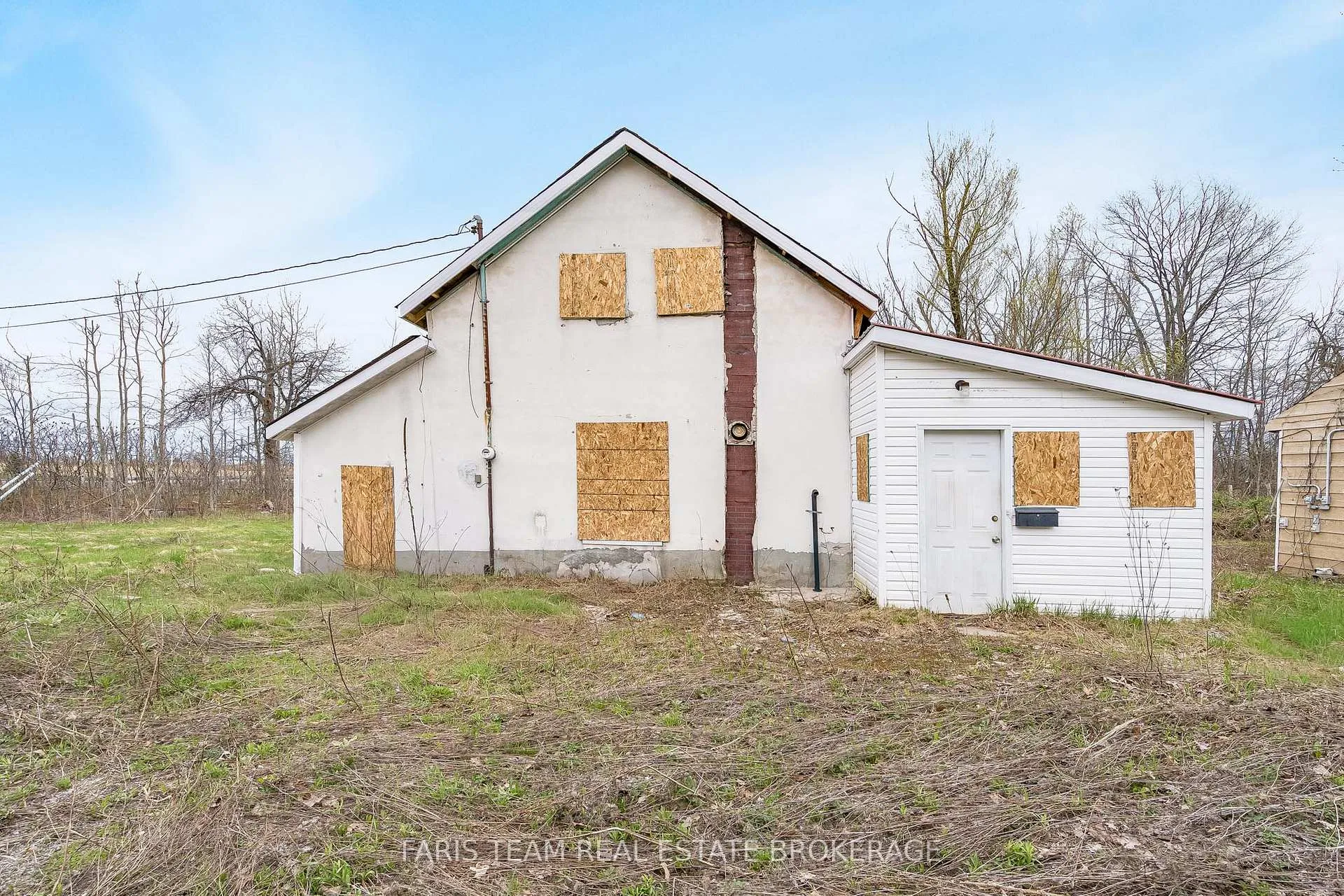 Photo 3 of 10058 Highway 12, Oro-Medonte, Rural Oro-Medonte — HOMEH