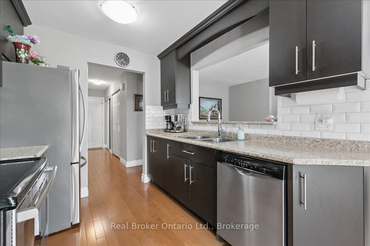 Photo 3 of Unit 16, 16 Hadati Road, Guelph, Grange Road — HOMEH