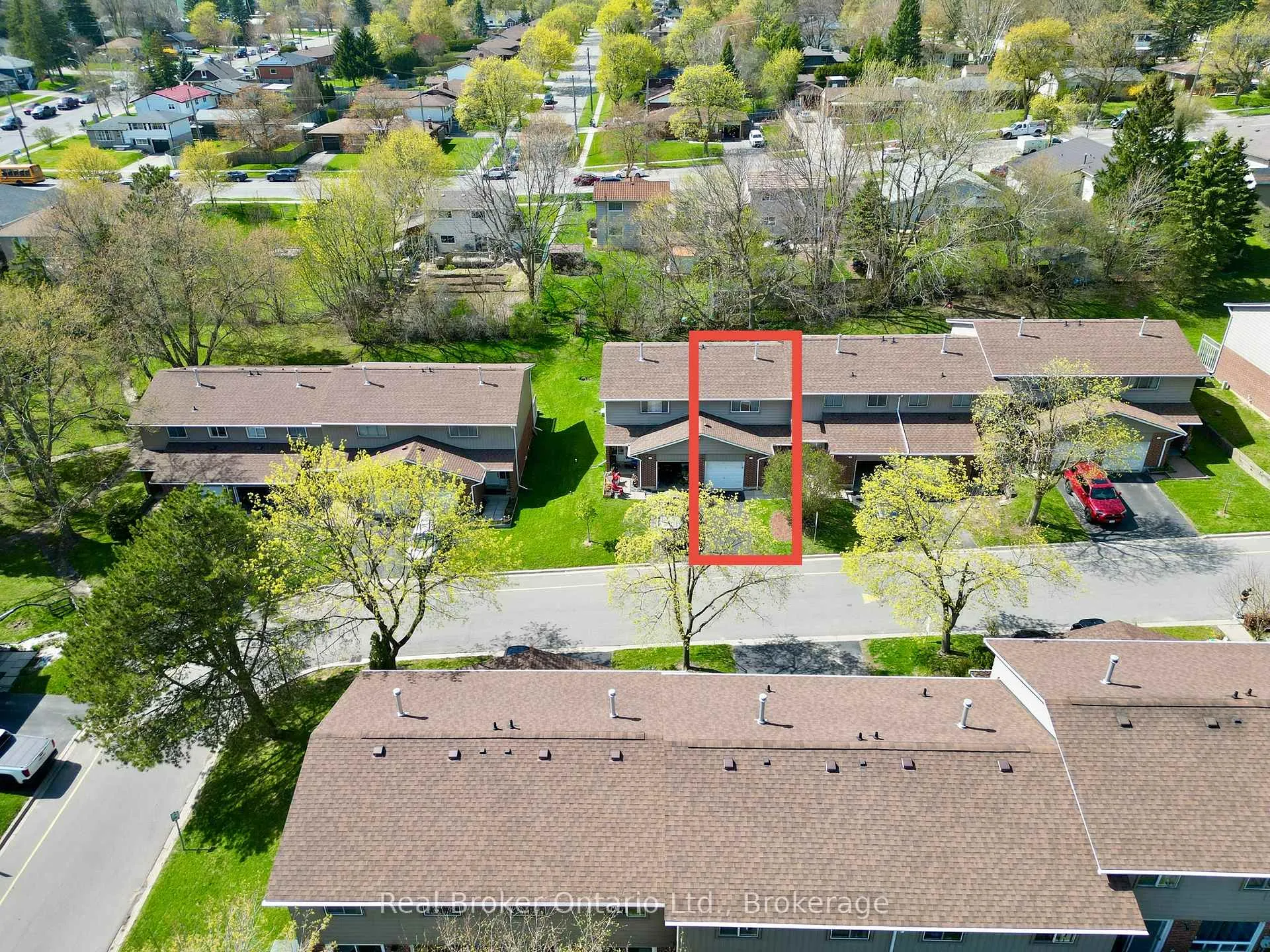 Photo 25 of Unit 16, 16 Hadati Road, Guelph, Grange Road — HOMEH