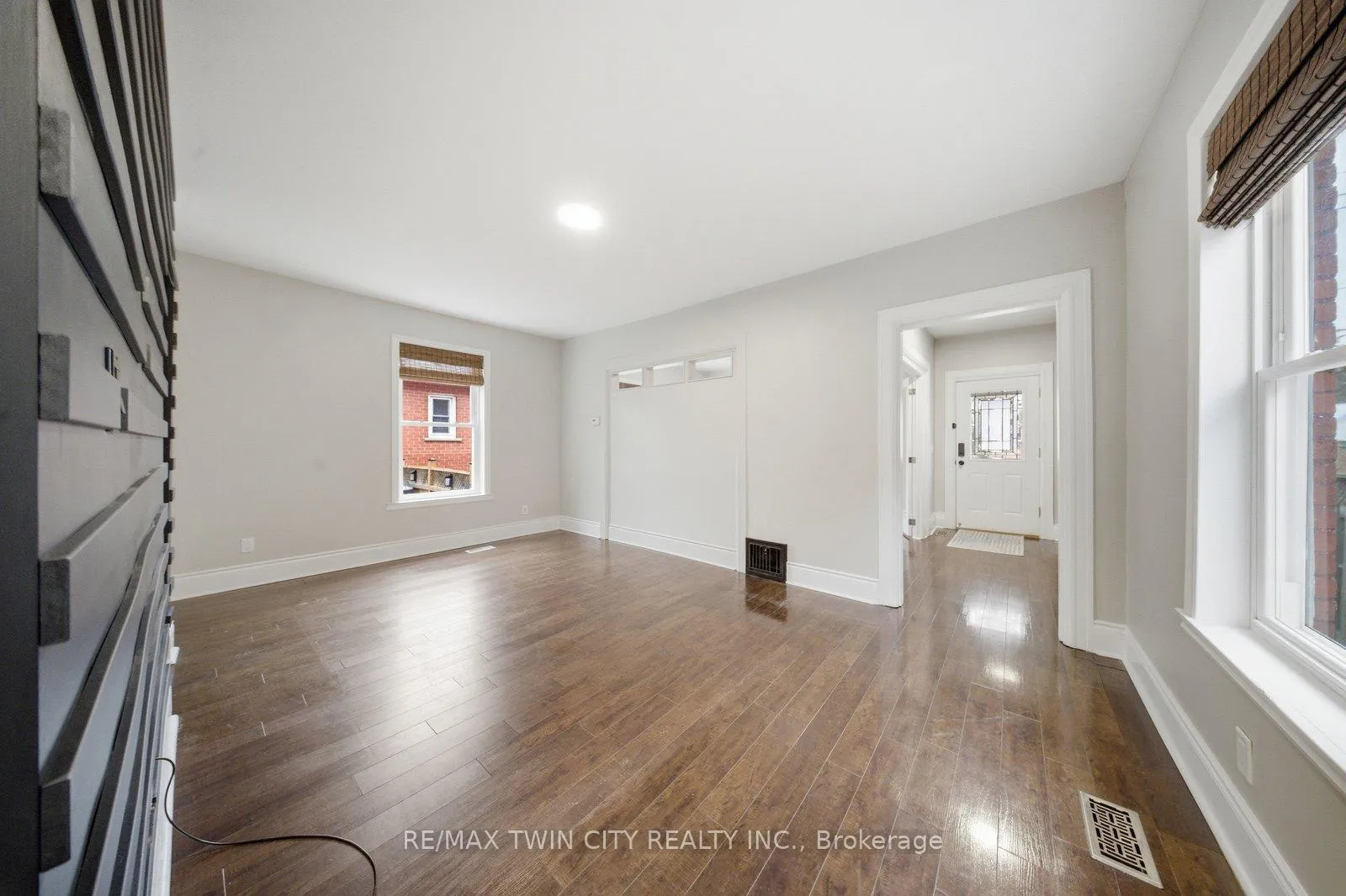 Photo 9 of 188 Grand River Avenue, Brantford — HOMEH