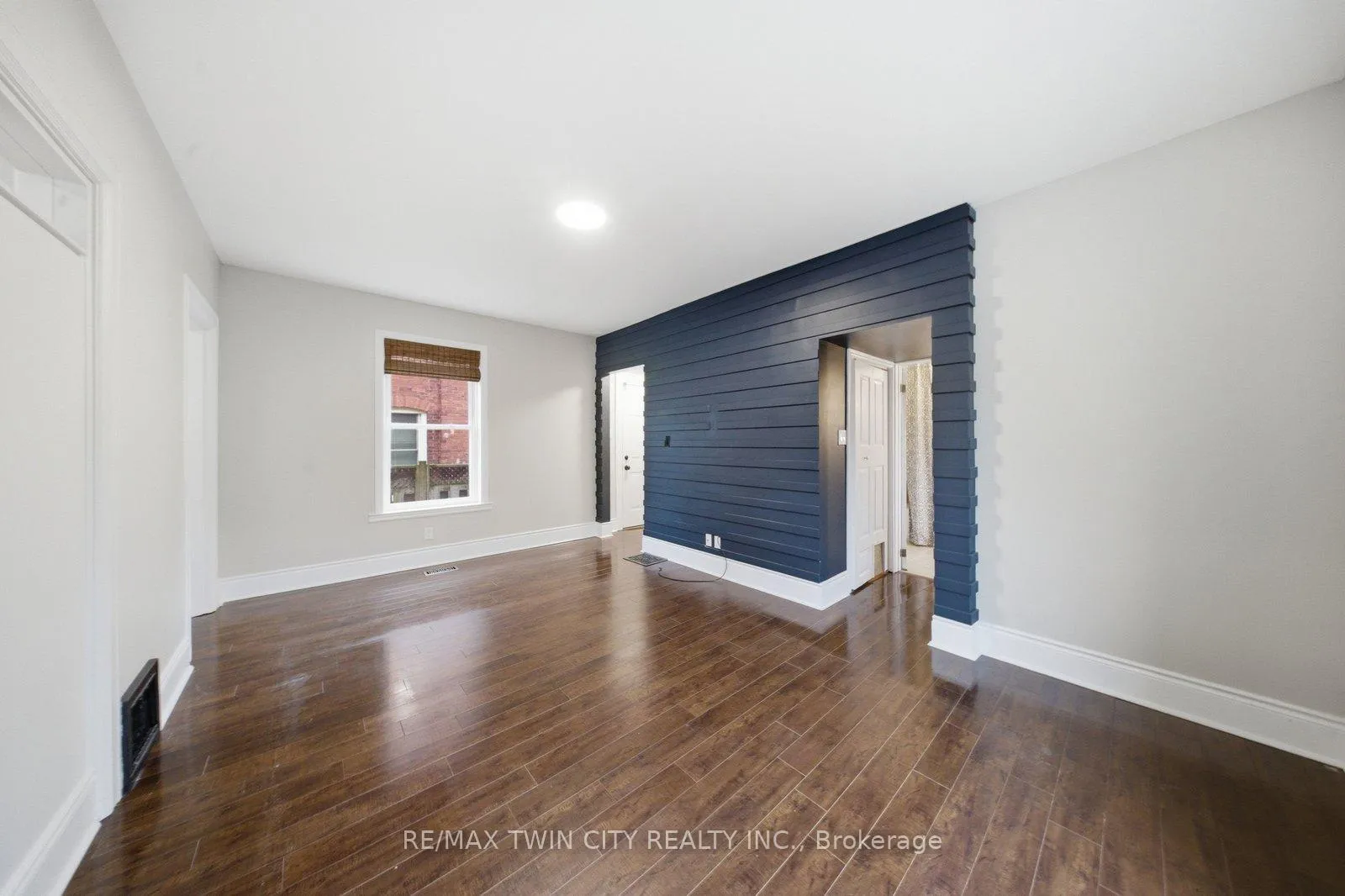 Photo 10 of 188 Grand River Avenue, Brantford — HOMEH