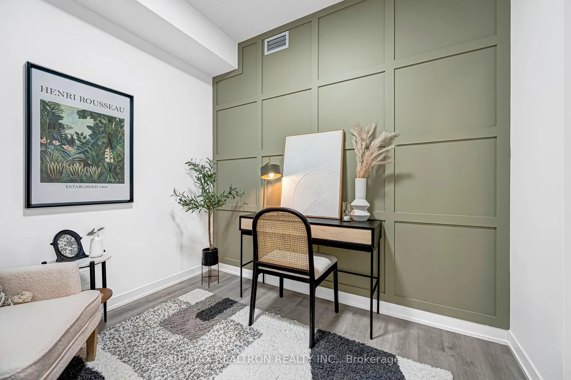 Photo 8 of Unit 403C, 38 Simcoe Promenade, Markham, Unionville — HOMEH