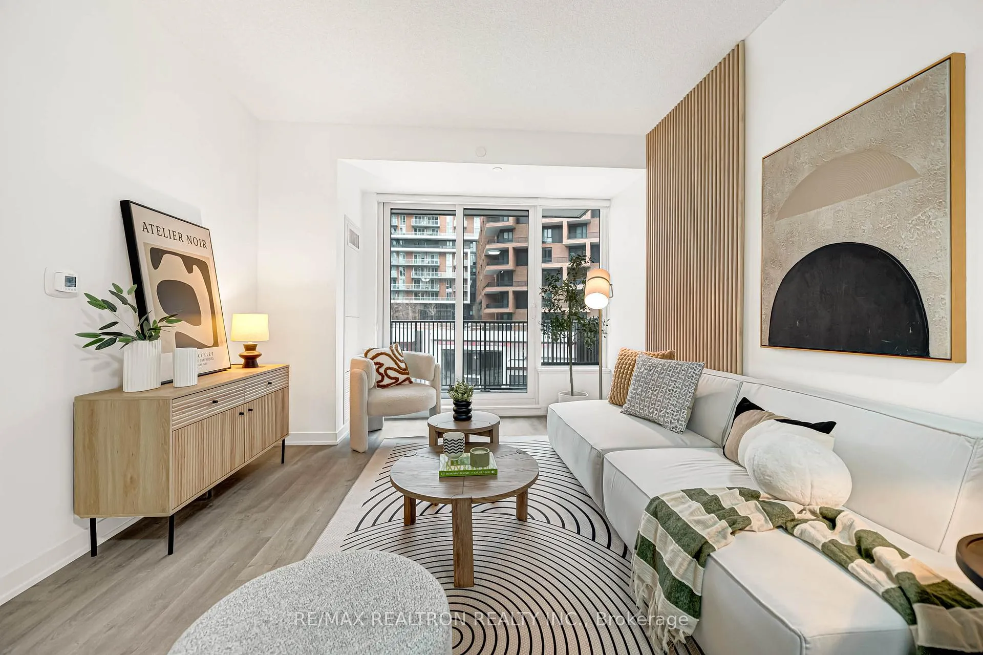 Photo 10 of Unit 403C, 38 Simcoe Promenade, Markham, Unionville — HOMEH