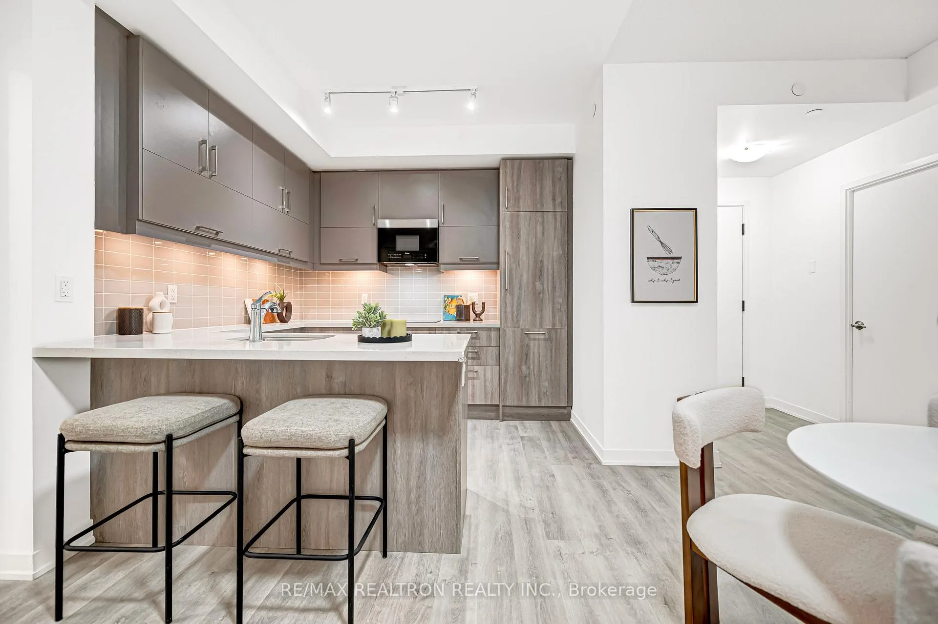 Photo 21 of Unit 403C, 38 Simcoe Promenade, Markham, Unionville — HOMEH