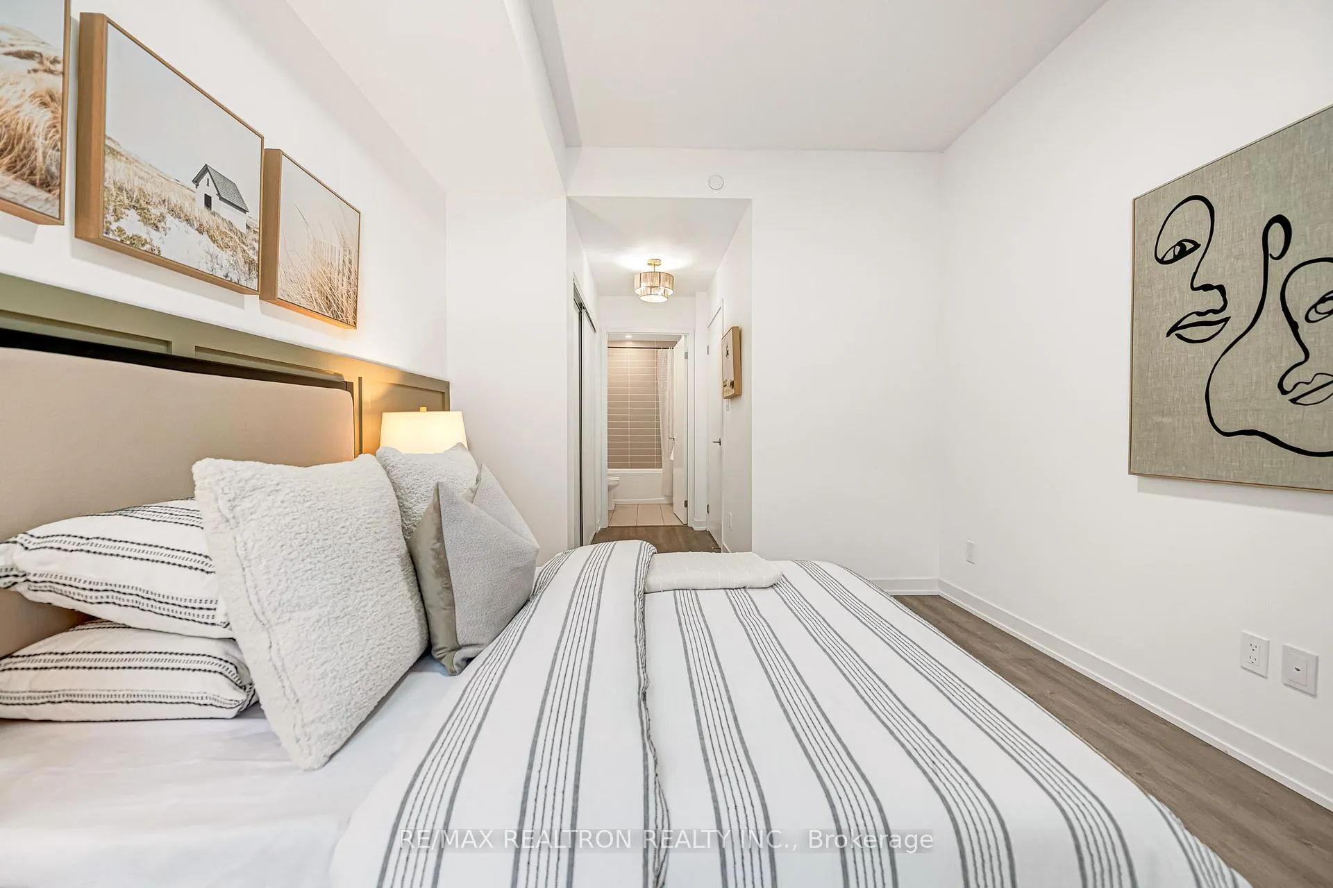 Photo 31 of Unit 403C, 38 Simcoe Promenade, Markham, Unionville — HOMEH