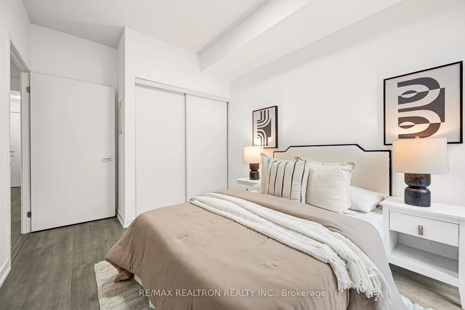 Photo 34 of Unit 403C, 38 Simcoe Promenade, Markham, Unionville — HOMEH