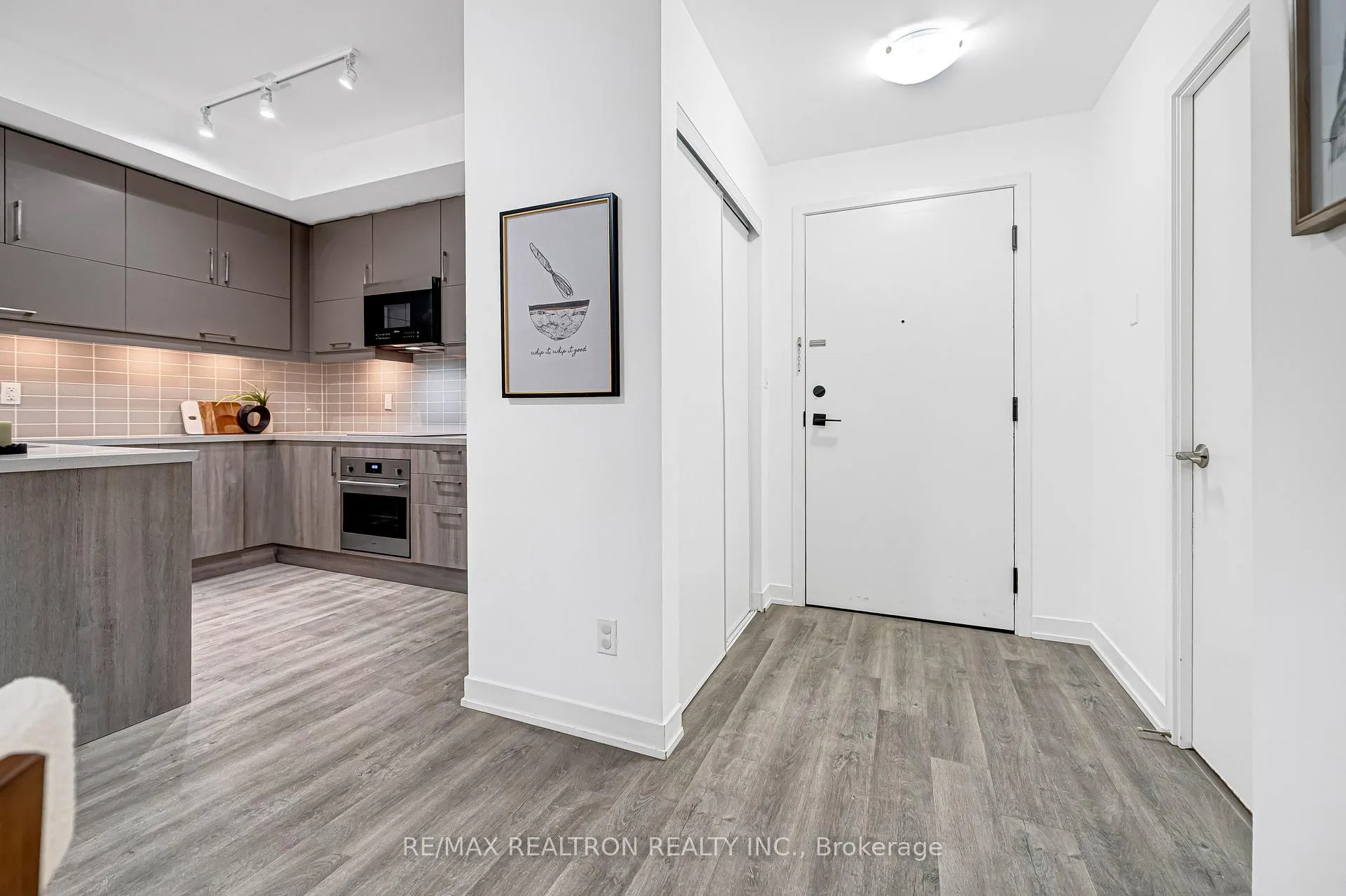 Photo 44 of Unit 403C, 38 Simcoe Promenade, Markham, Unionville — HOMEH