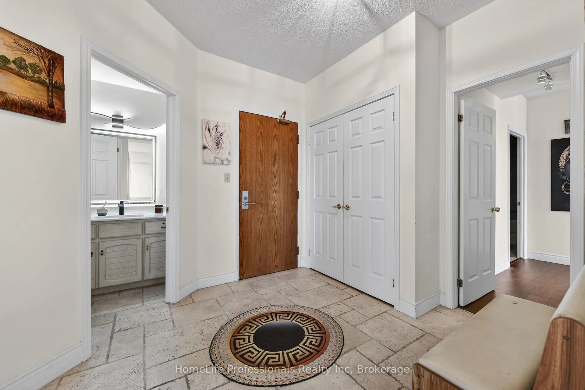 Photo 4 of Unit 1803, 67 Caroline Street S, Hamilton, Durand — HOMEH