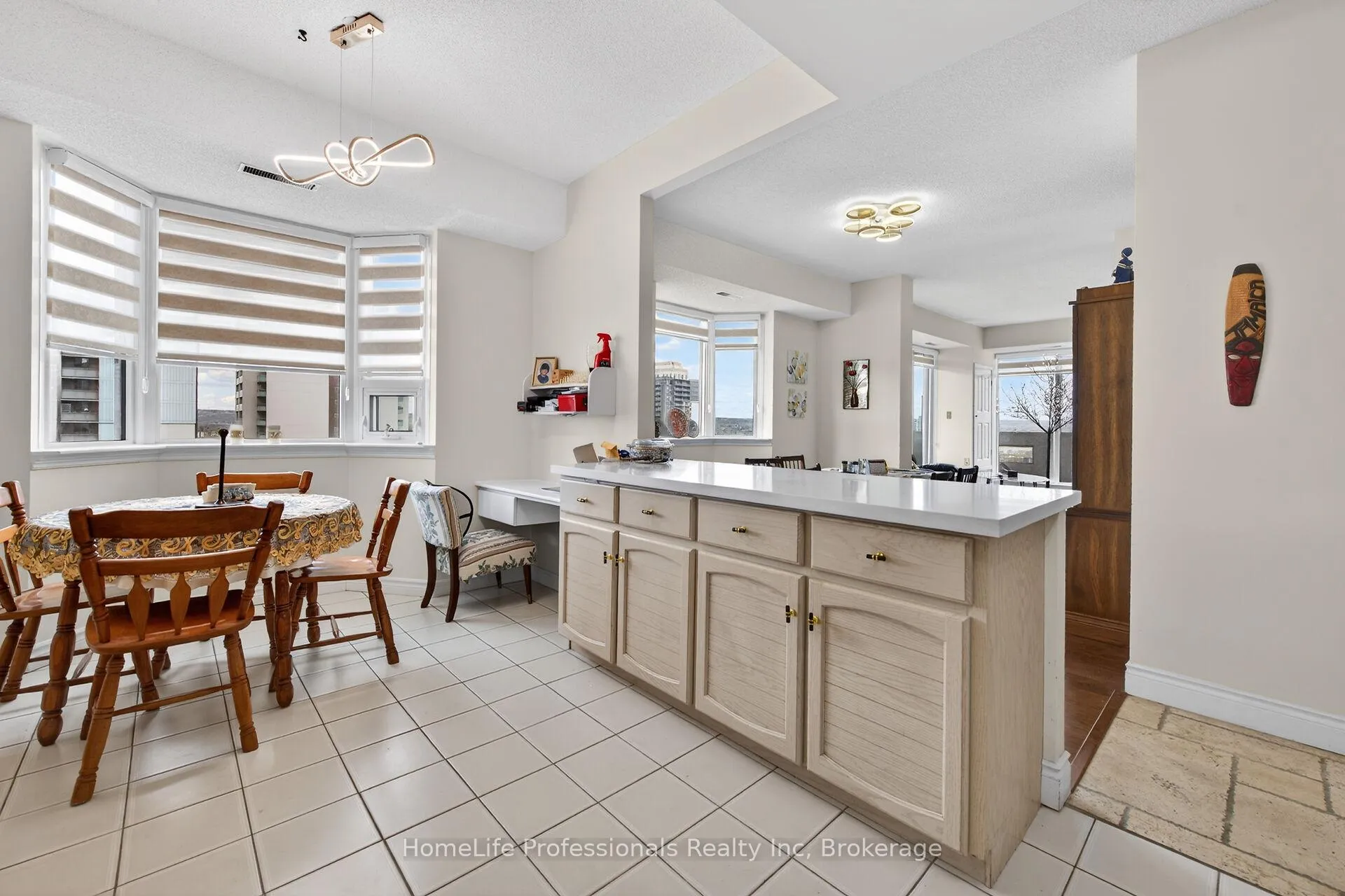 Photo 21 of Unit 1803, 67 Caroline Street S, Hamilton, Durand — HOMEH