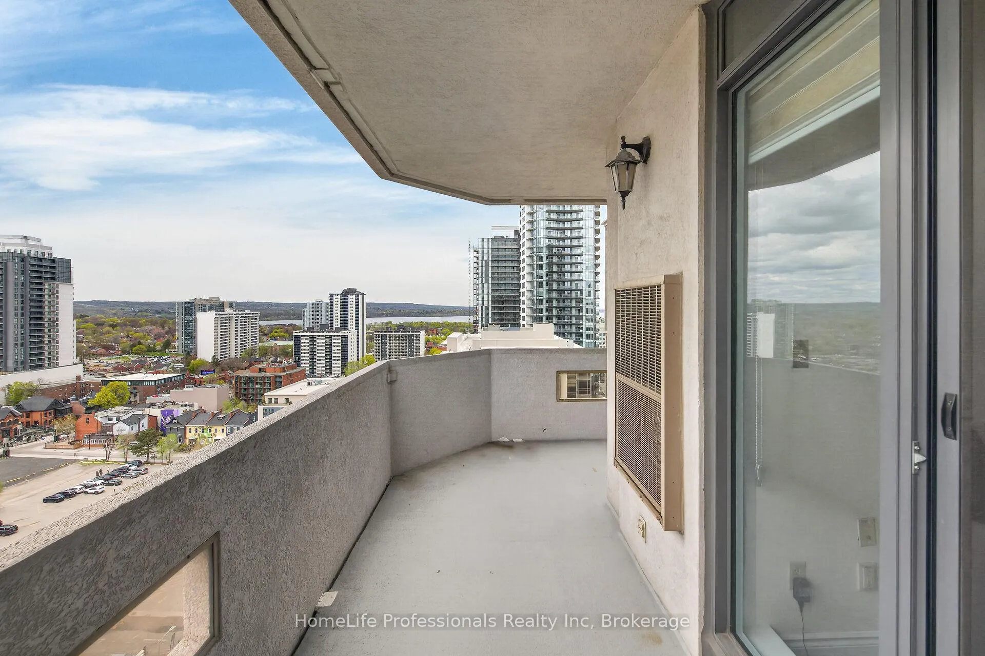 Photo 31 of Unit 1803, 67 Caroline Street S, Hamilton, Durand — HOMEH