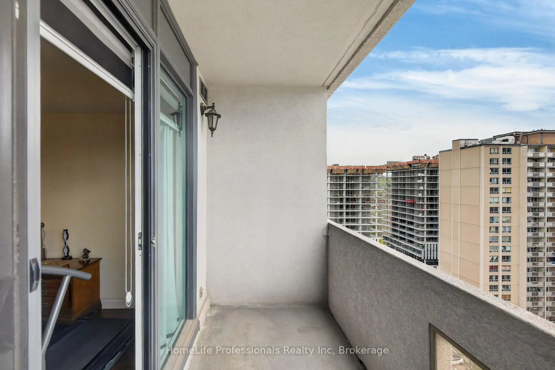 Photo 37 of Unit 1803, 67 Caroline Street S, Hamilton, Durand — HOMEH