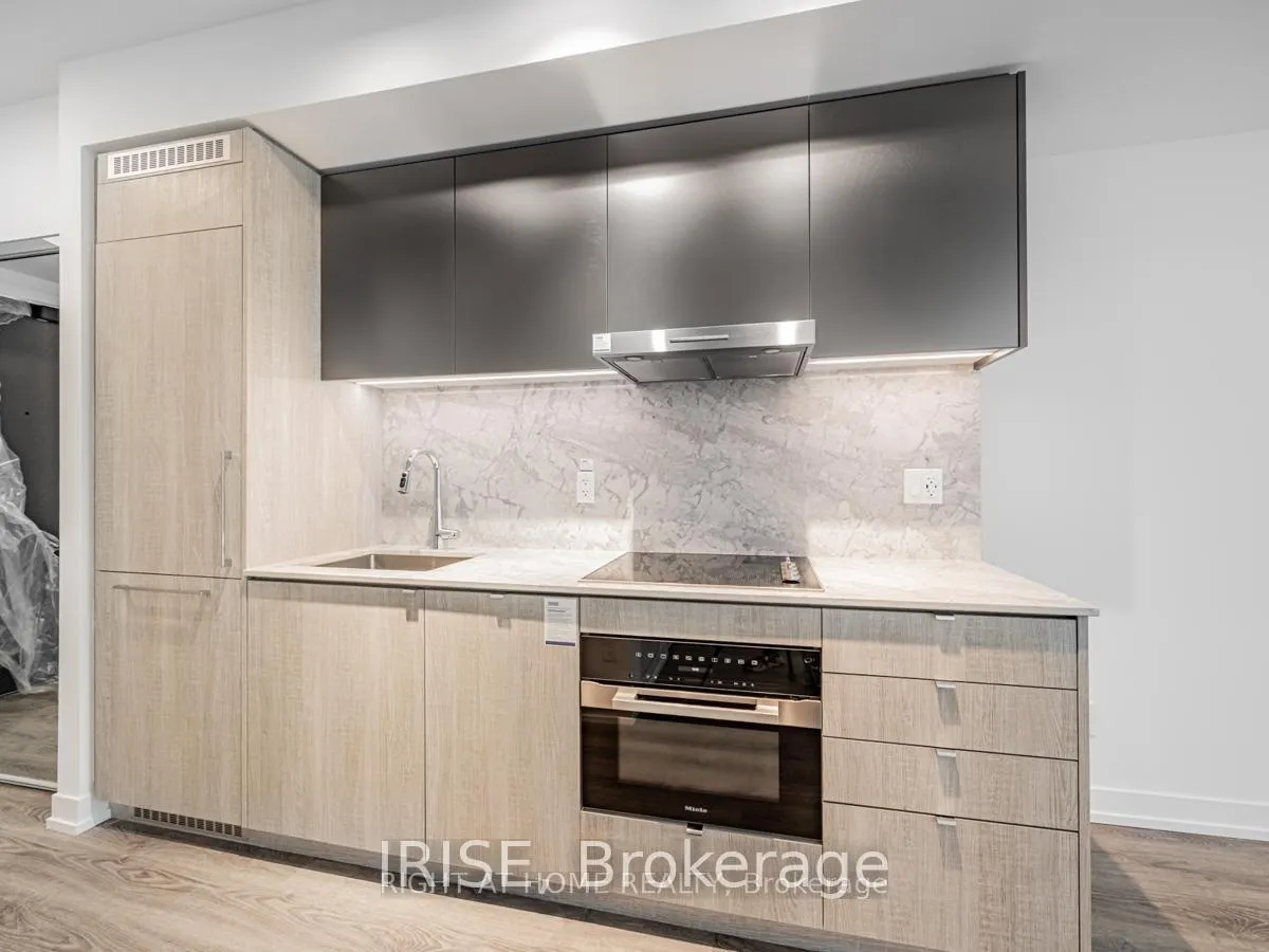 Photo 10 of Unit 1910, 771 Yonge Street, Toronto, Rosedale-Moore Park — HOMEH