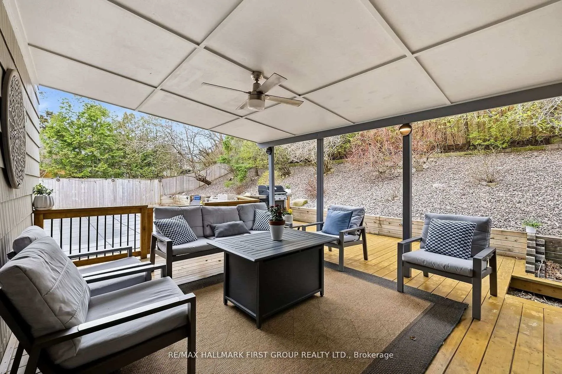 Photo 30 of 953 Vistula Drive, Pickering, West Shore — HOMEH