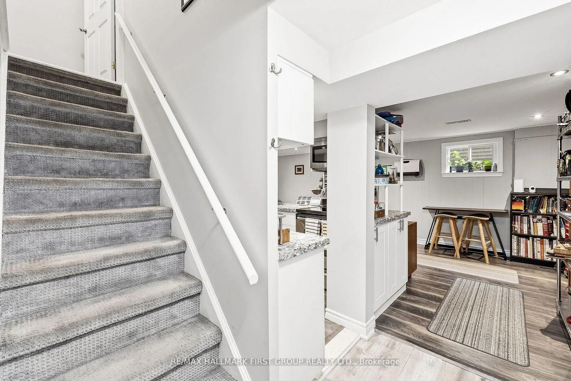 Photo 32 of 953 Vistula Drive, Pickering, West Shore — HOMEH