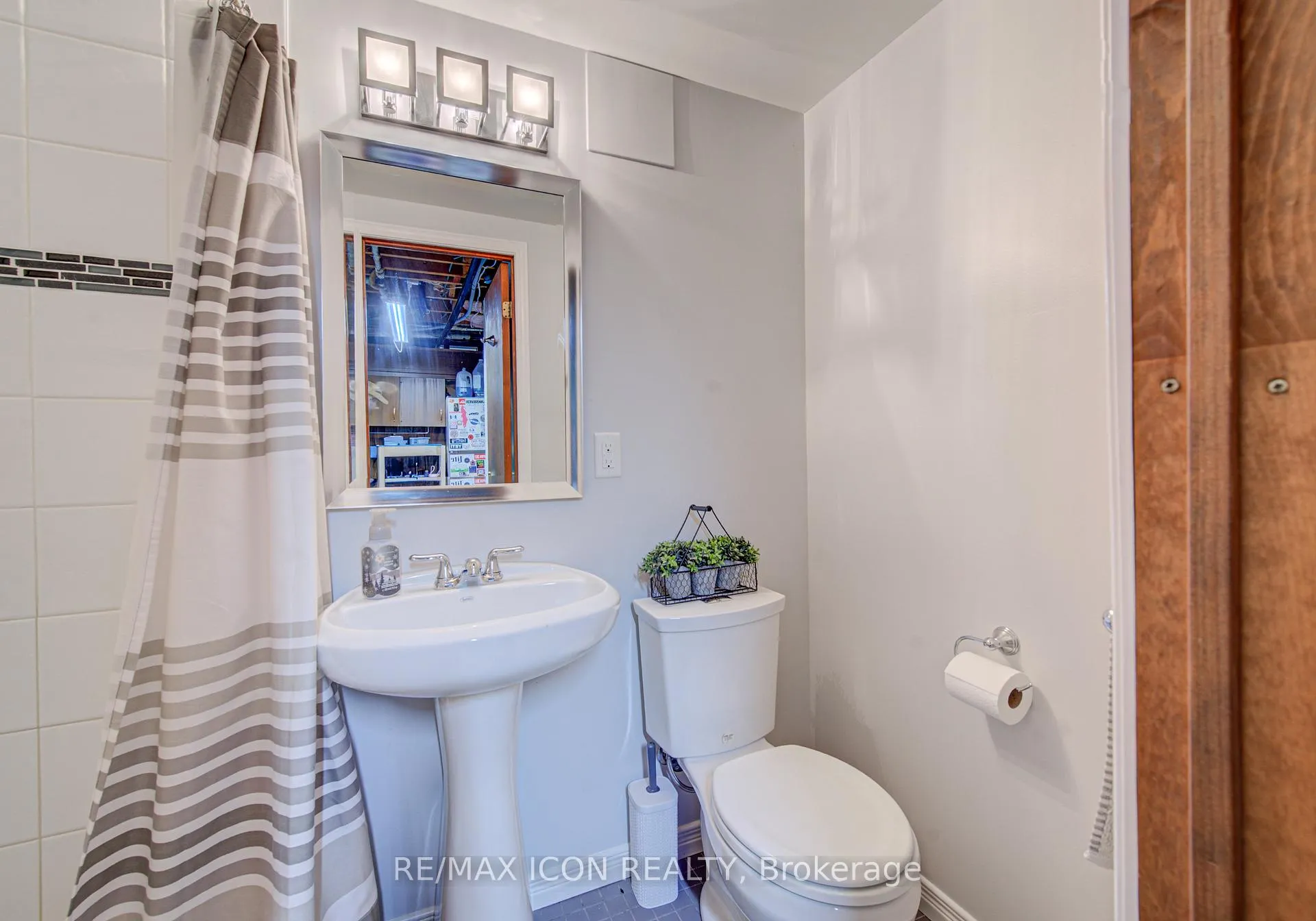 Photo 34 of 126 Webster Street, Wilmot — HOMEH