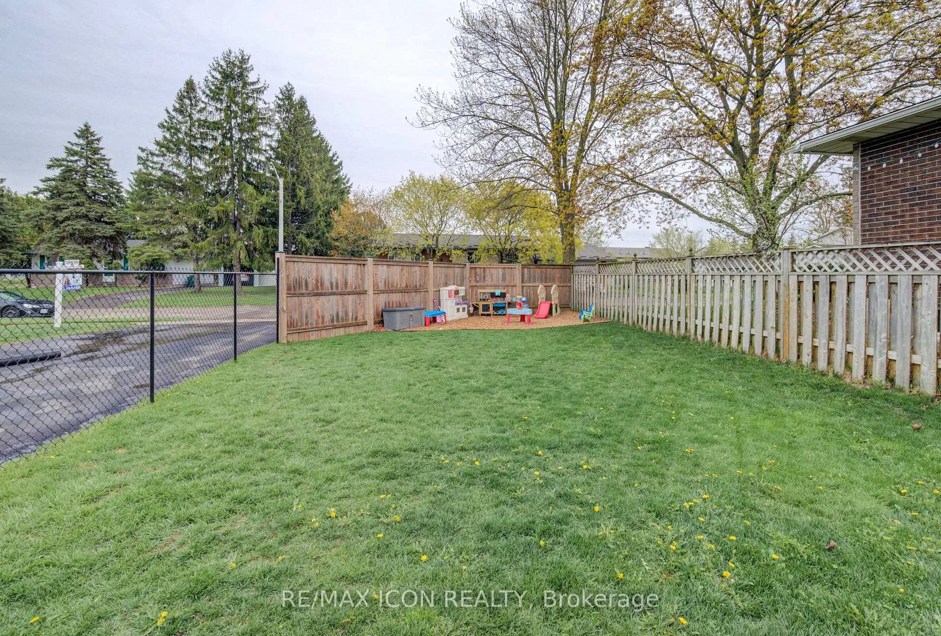 Photo 39 of 126 Webster Street, Wilmot — HOMEH