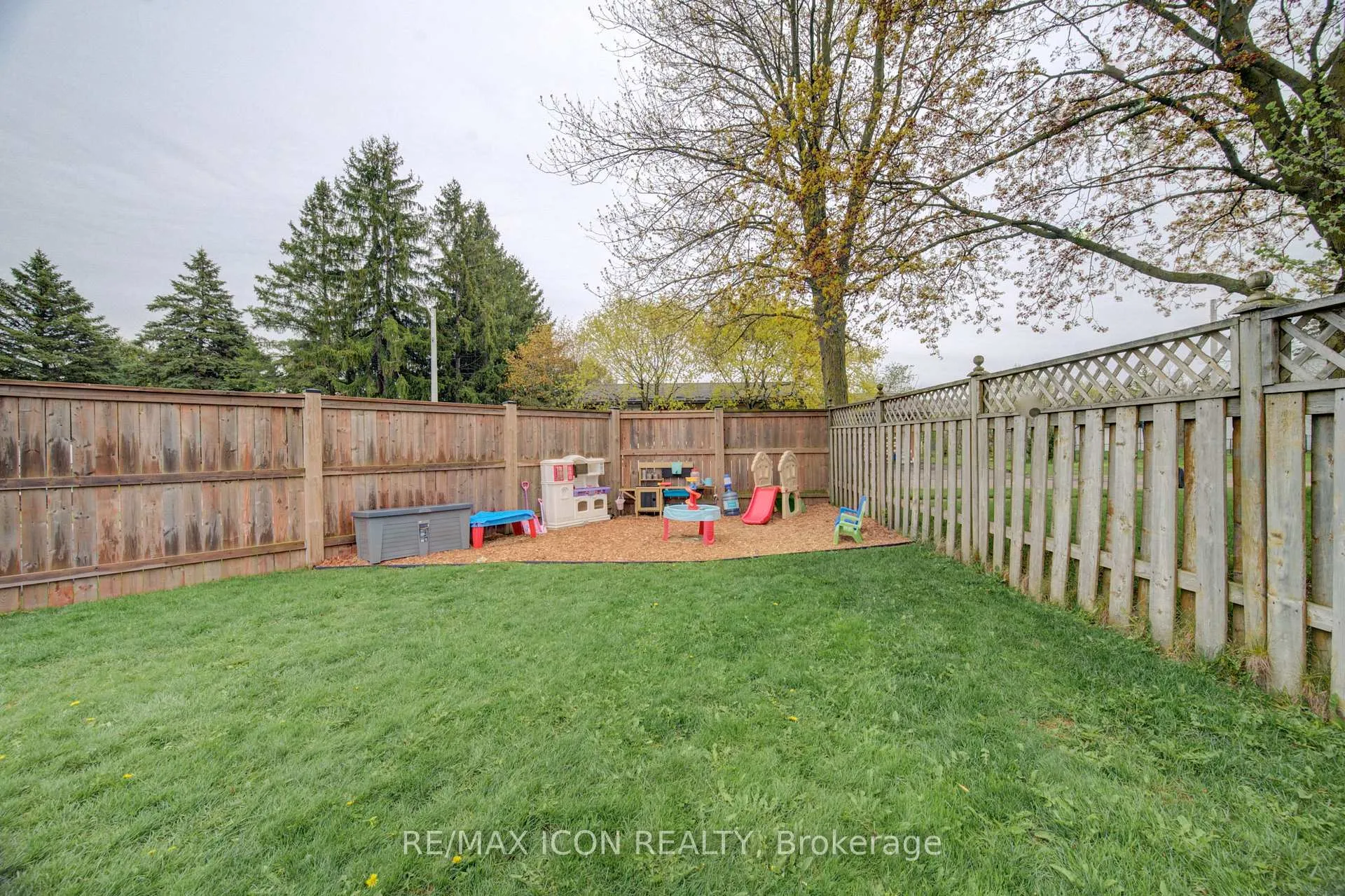 Photo 40 of 126 Webster Street, Wilmot — HOMEH