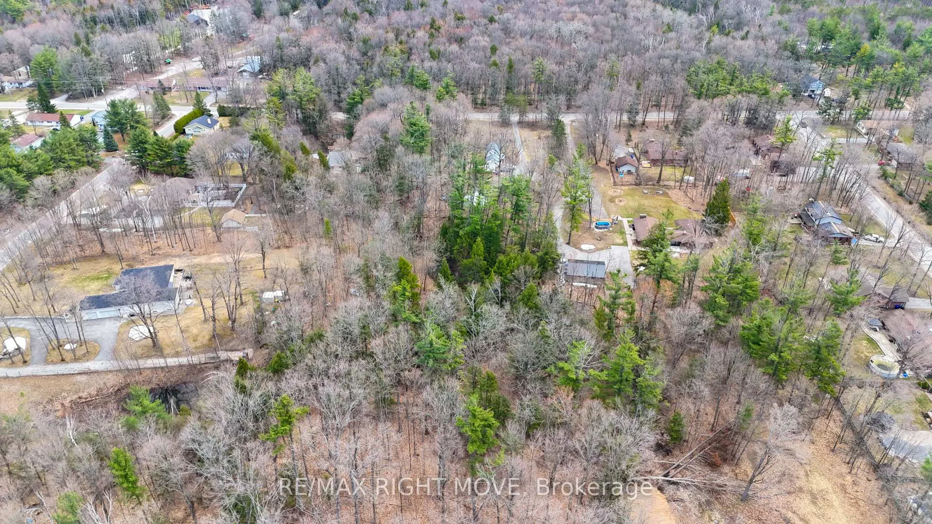 Photo 11 of 4124 Wainman Line, Severn, Bass Lake — HOMEH