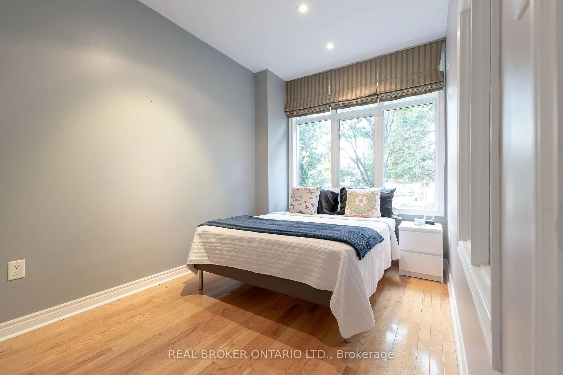 Photo 10 of Unit Main, 179 Hanson Street, Toronto, Woodbine Corridor — HOMEH