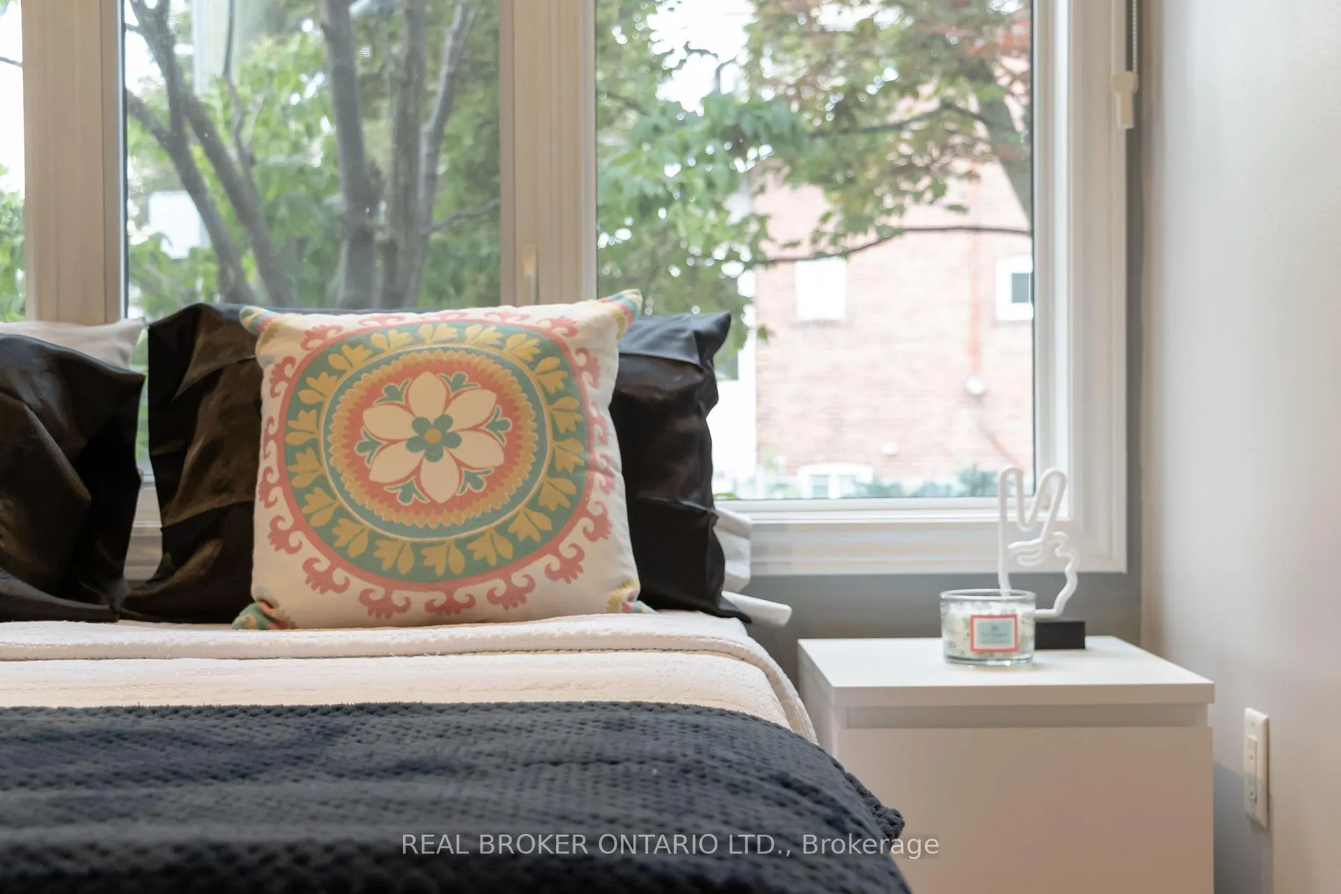 Photo 11 of Unit Main, 179 Hanson Street, Toronto, Woodbine Corridor — HOMEH