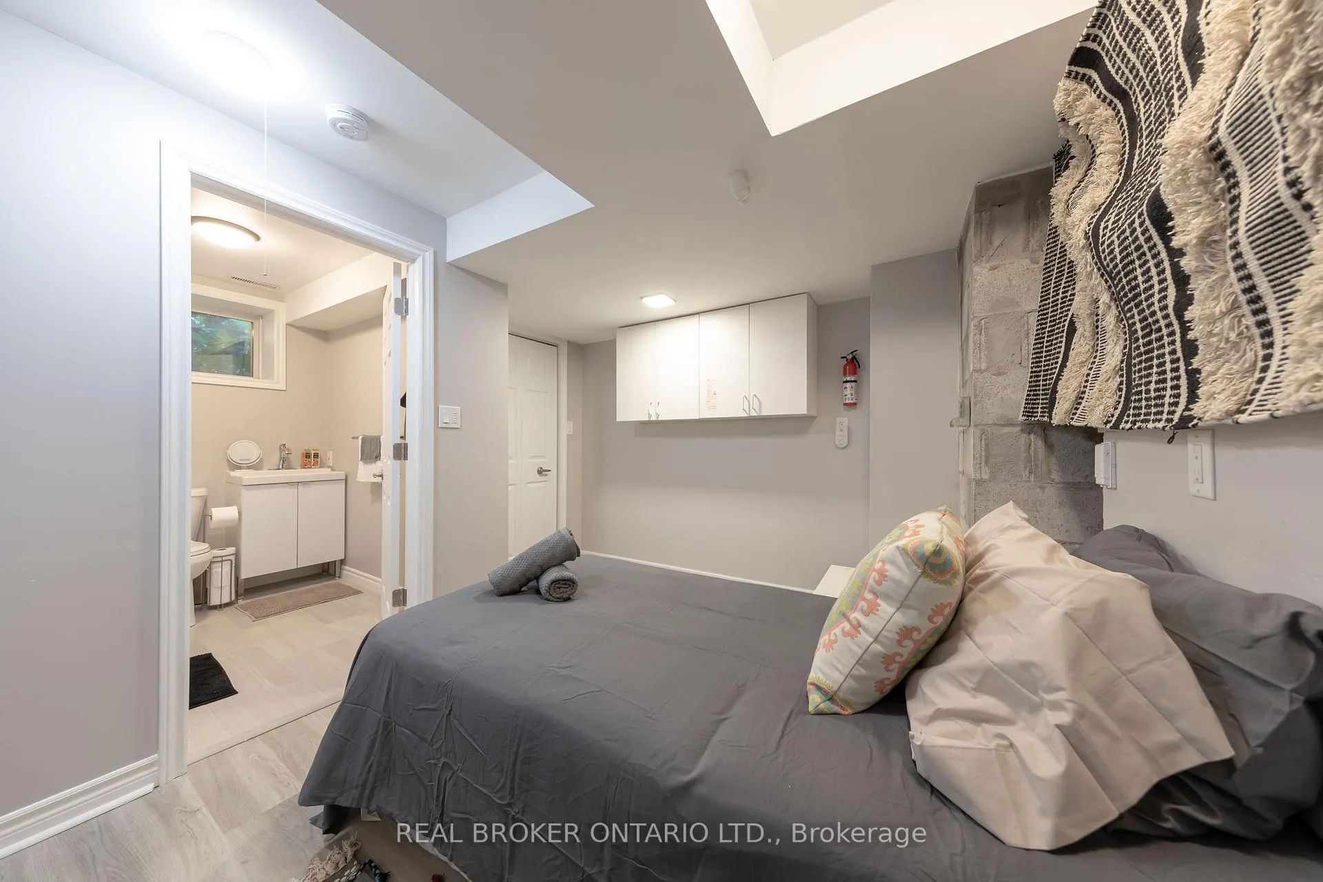 Photo 13 of Unit Main, 179 Hanson Street, Toronto, Woodbine Corridor — HOMEH