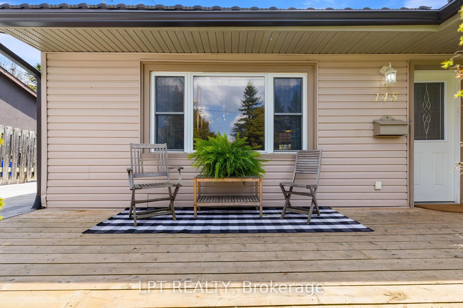 Photo 5 of 145 Silas Boulevard, Georgina, Keswick North — HOMEH