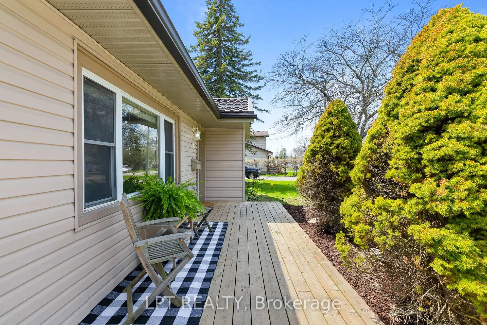 Photo 6 of 145 Silas Boulevard, Georgina, Keswick North — HOMEH