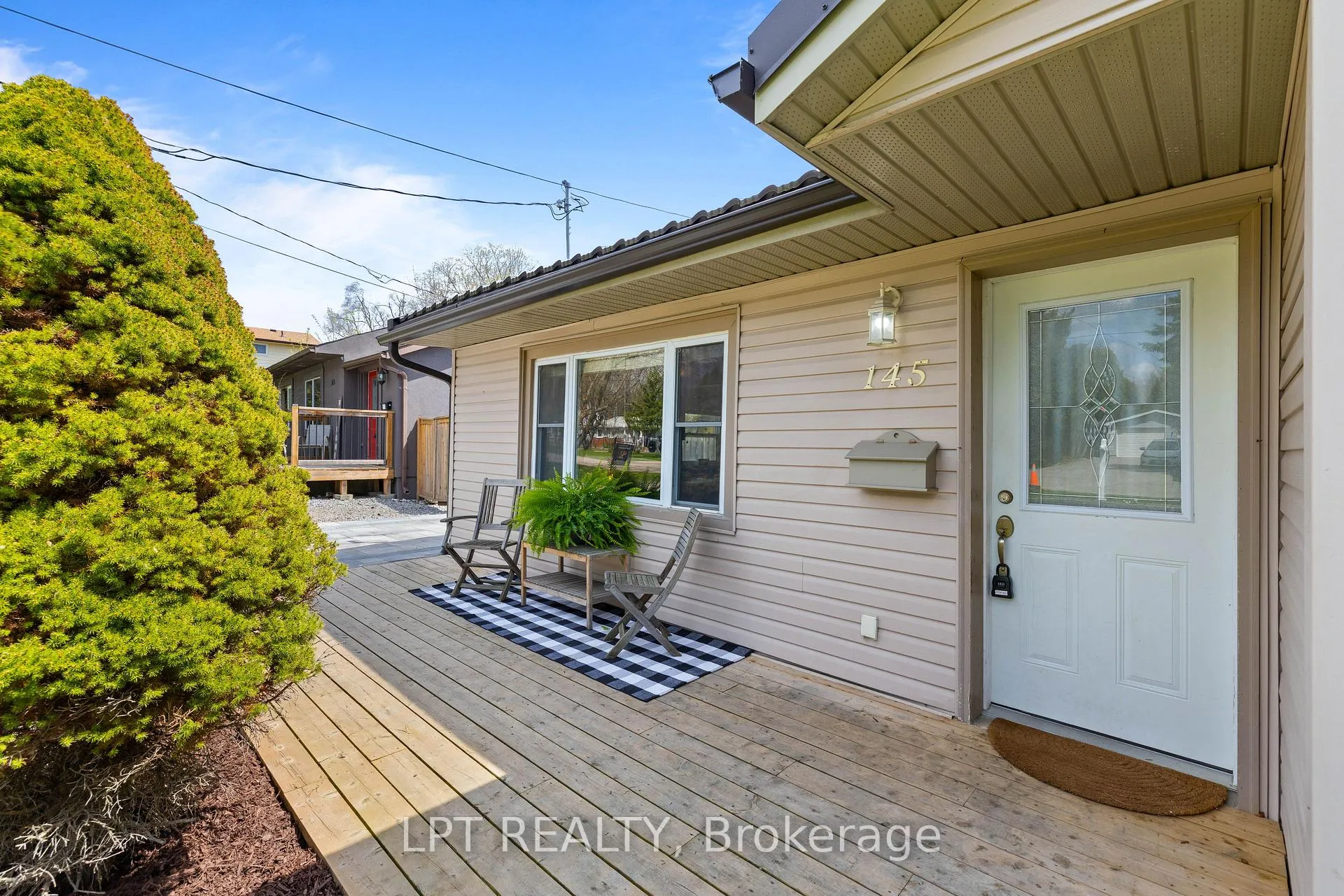 Photo 7 of 145 Silas Boulevard, Georgina, Keswick North — HOMEH