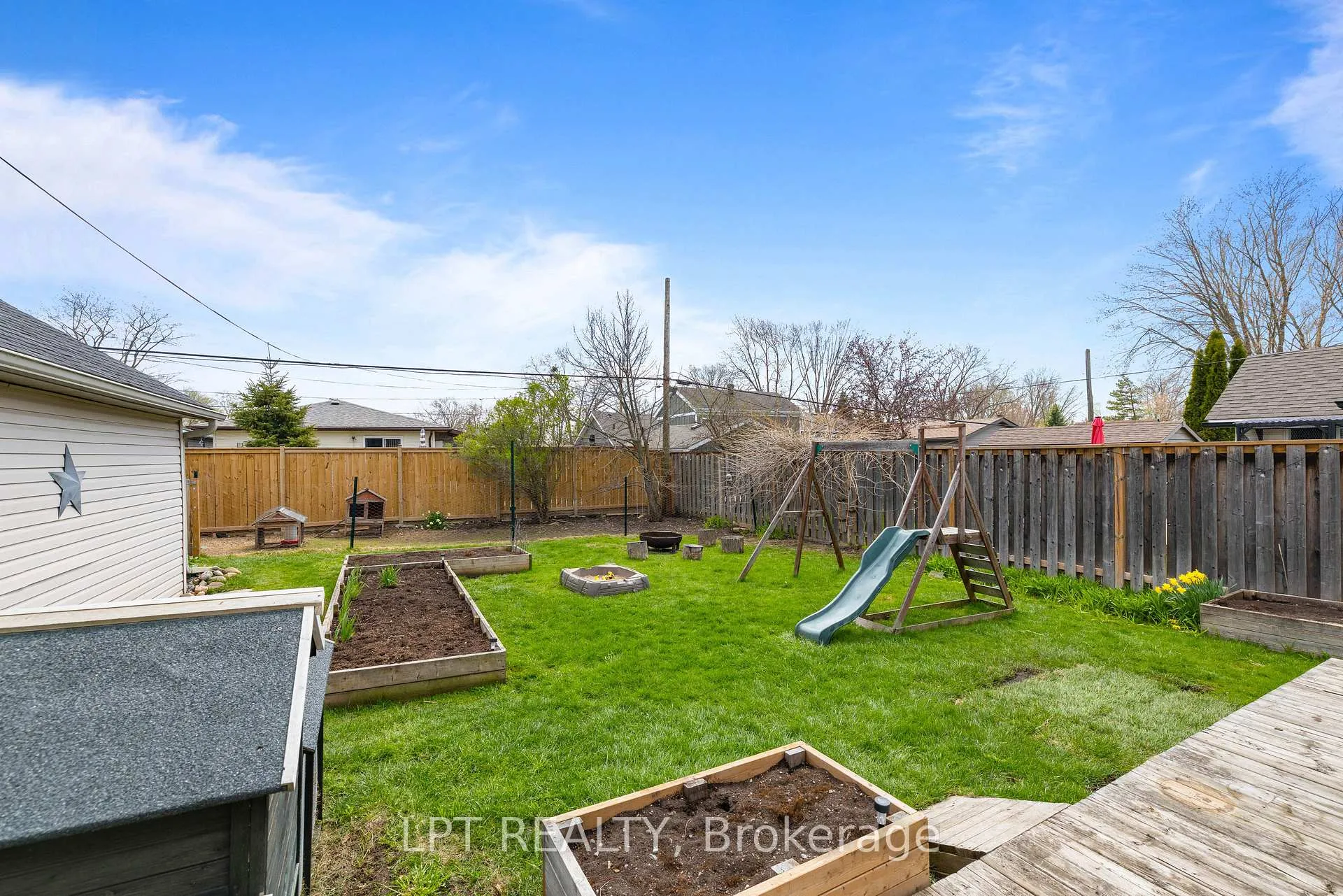 Photo 28 of 145 Silas Boulevard, Georgina, Keswick North — HOMEH