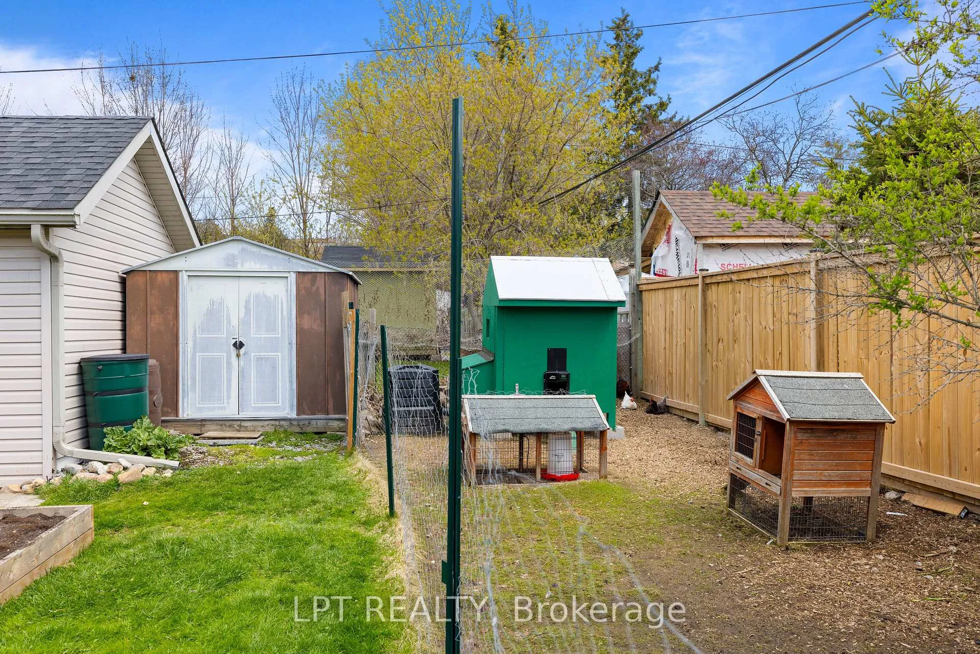 Photo 31 of 145 Silas Boulevard, Georgina, Keswick North — HOMEH