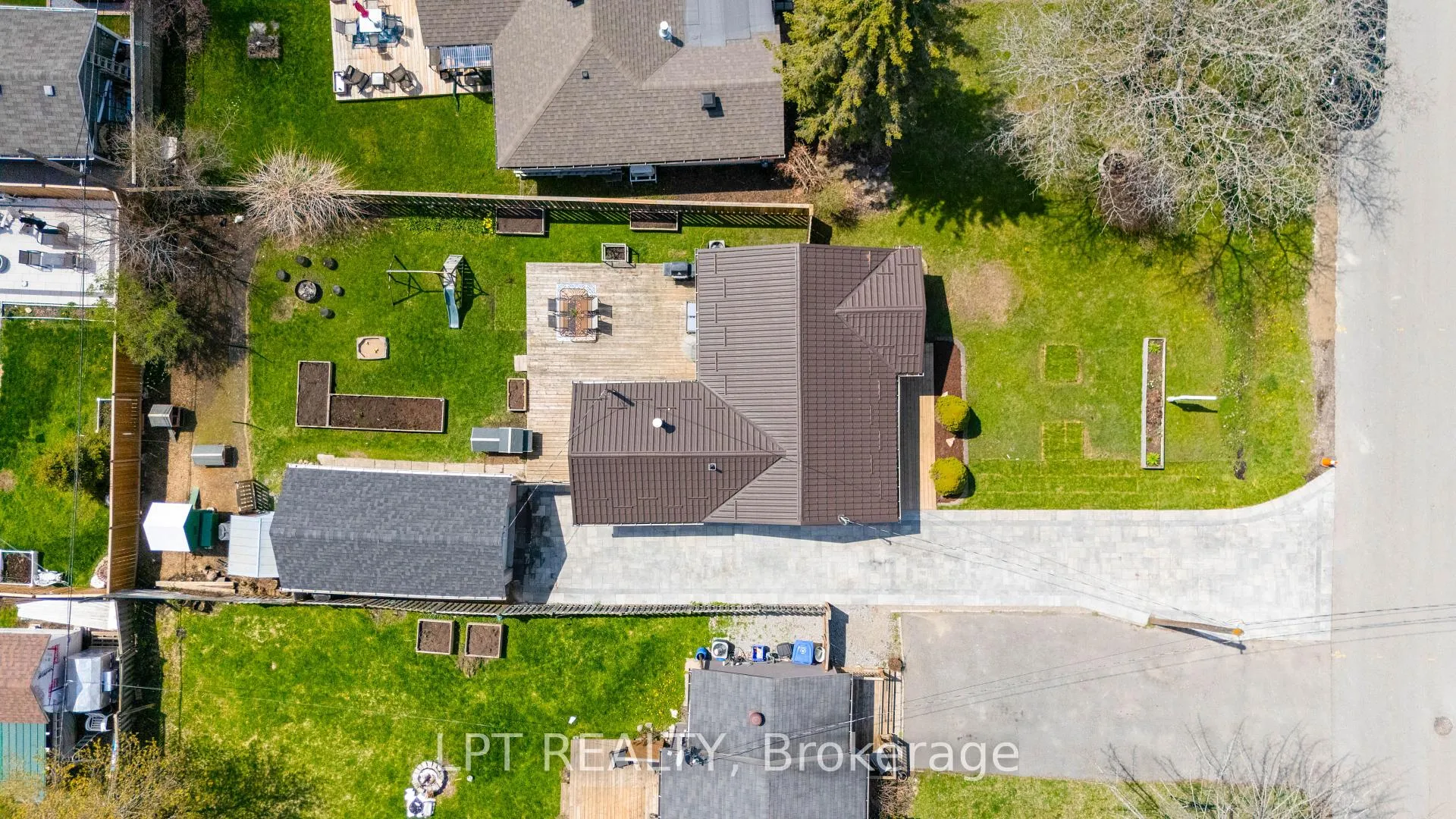 Photo 33 of 145 Silas Boulevard, Georgina, Keswick North — HOMEH